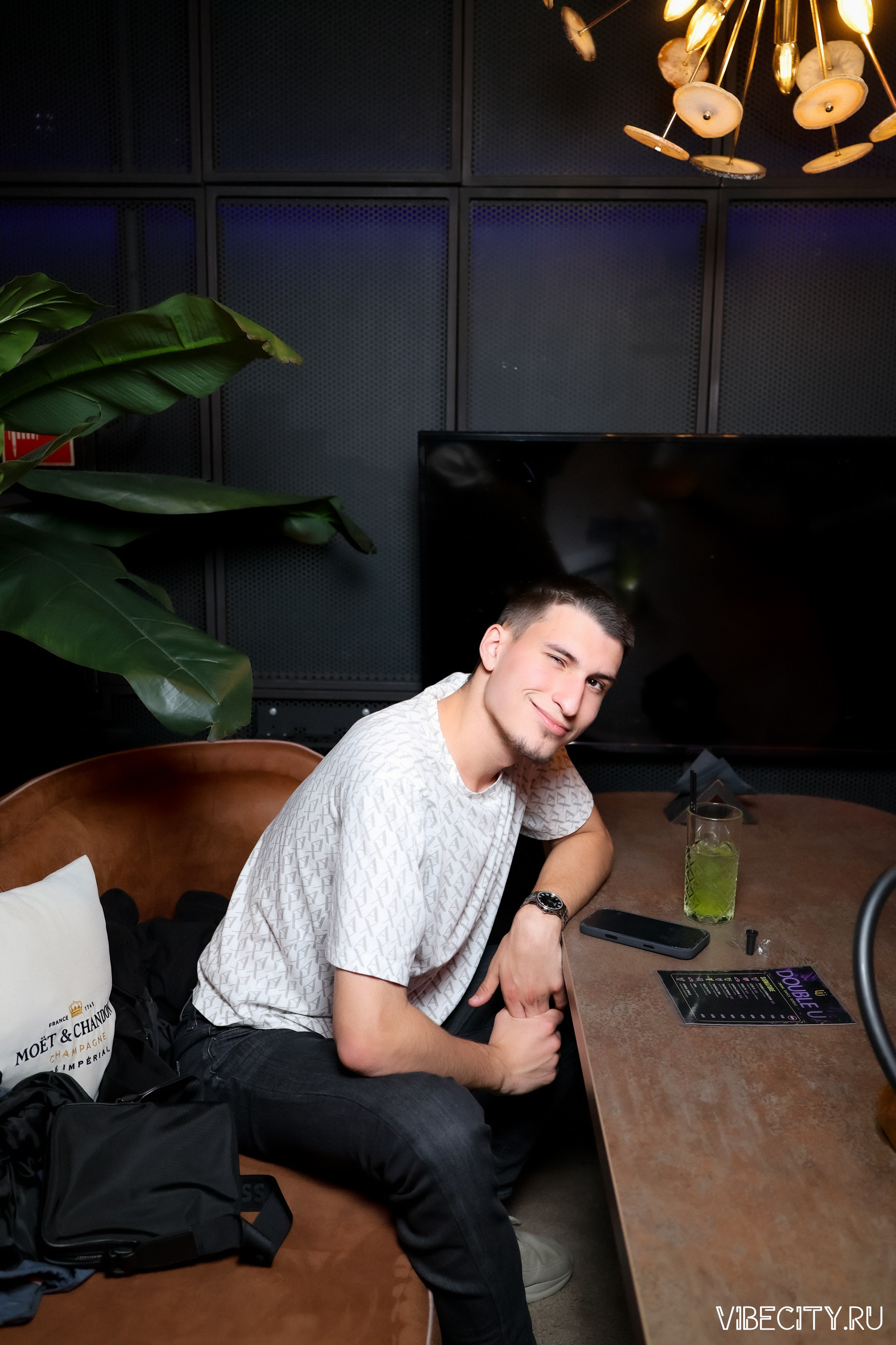 DOUBLE U. VIBECITY.RU Вайб Сити Ру Фоторепортажи Фотоотчеты Калининград