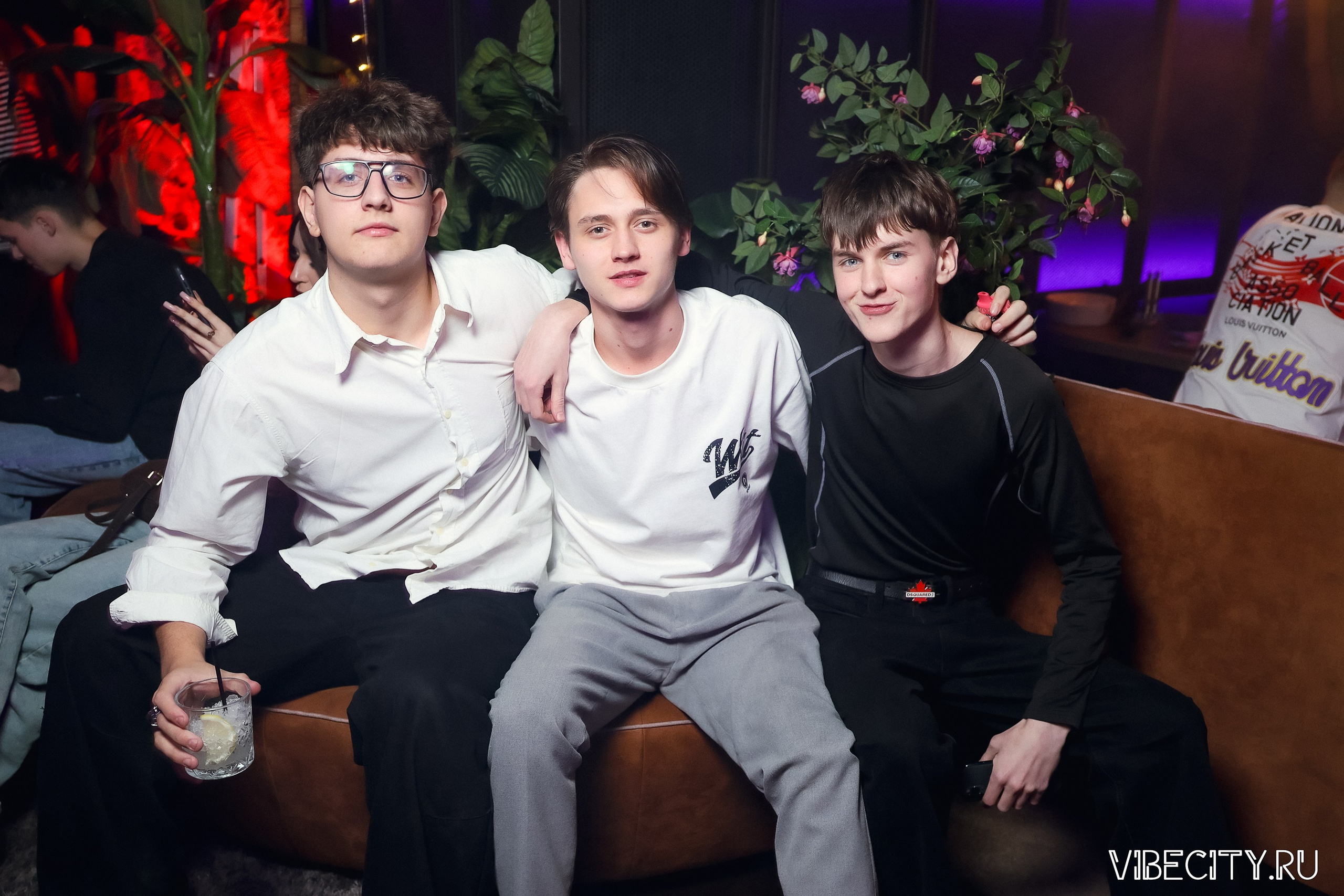 DOUBLE U. VIBECITY.RU Вайб Сити Ру Фоторепортажи Фотоотчеты Калининград