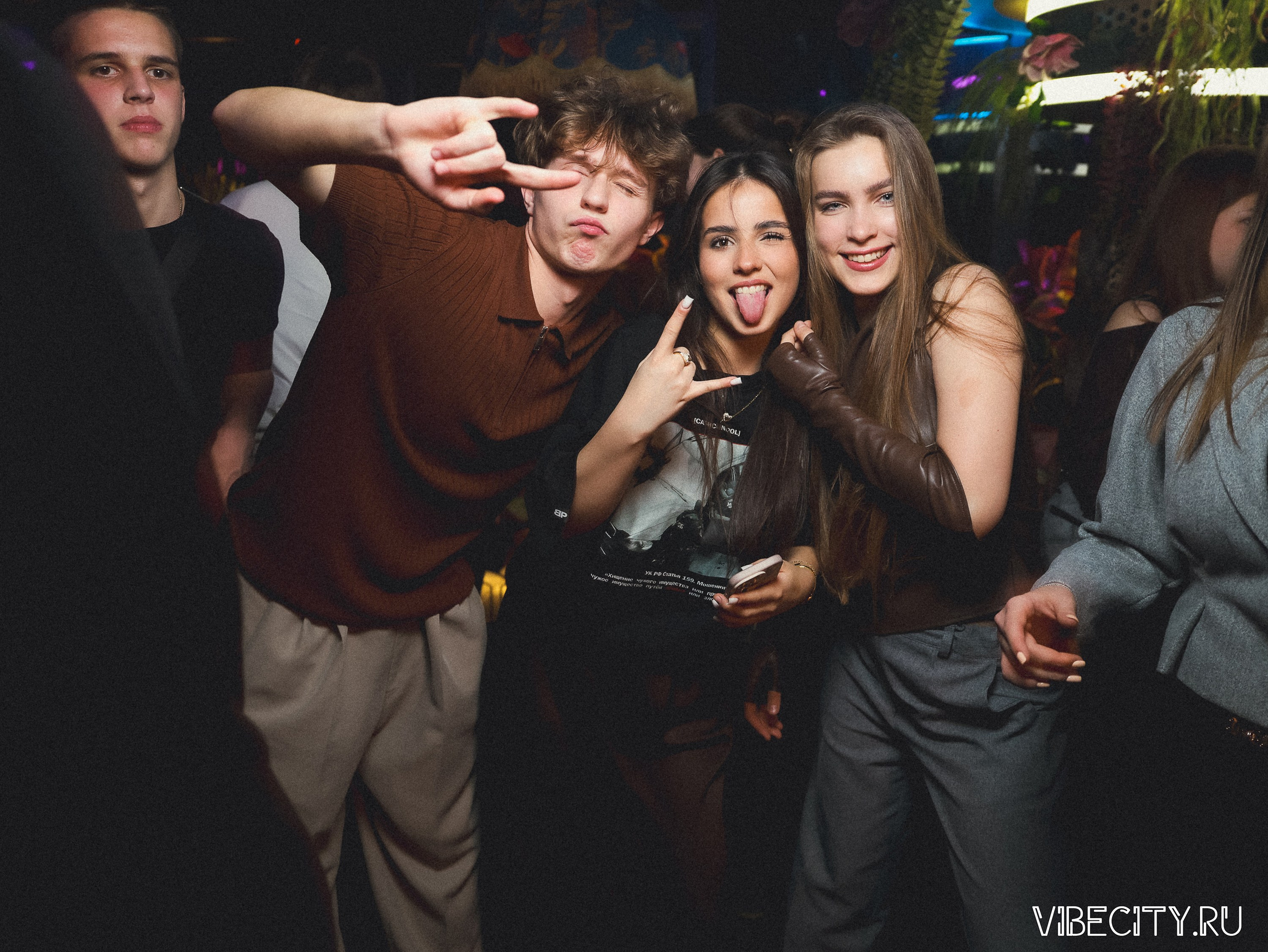DOUBLE U. VIBECITY.RU Вайб Сити Ру Фоторепортажи Фотоотчеты Калининград