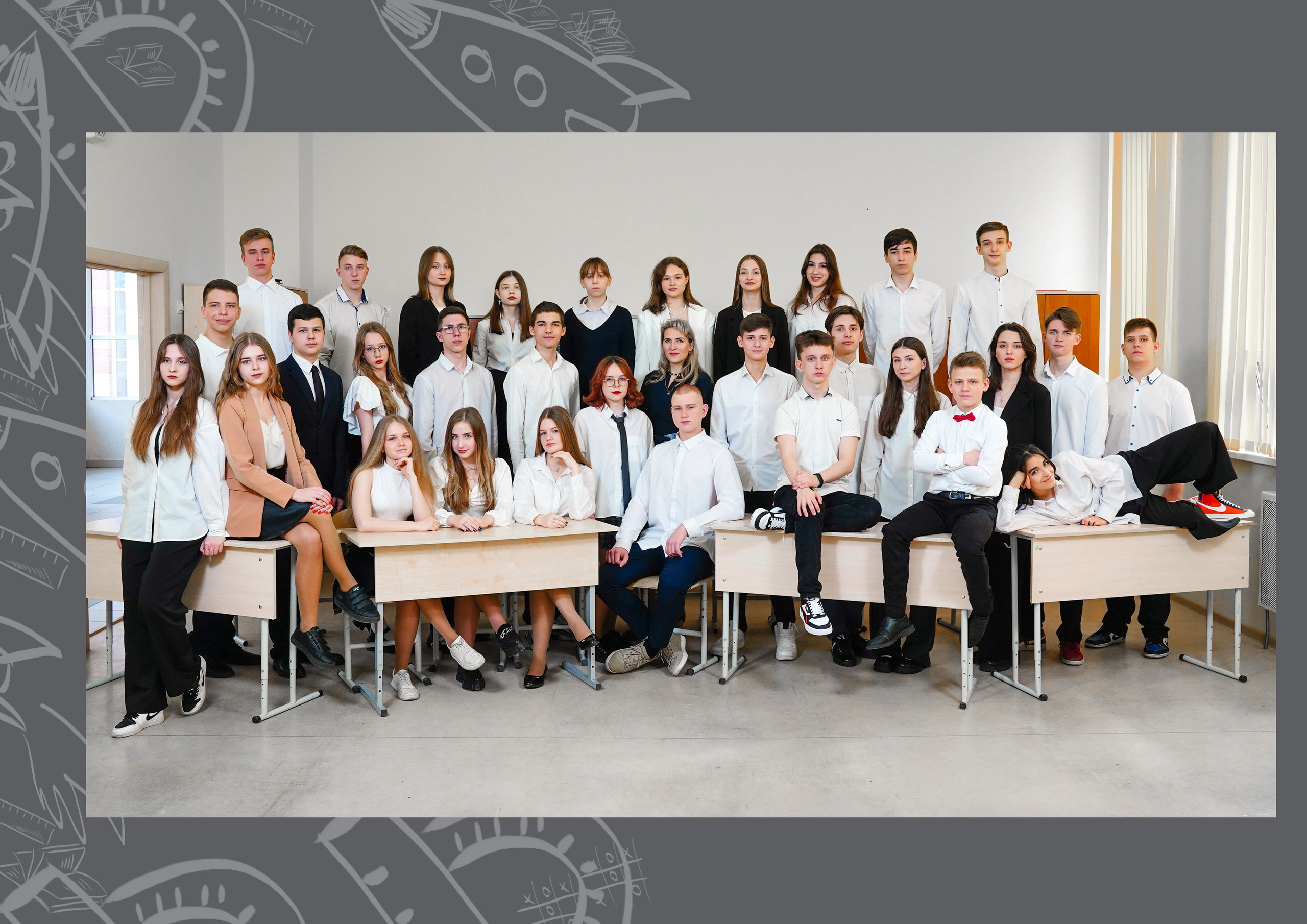 Старшие классы общие фото. MEMENTO.Выпускные альбомы, школьные, юбилейные и другие книги. Ростов-на-Дону