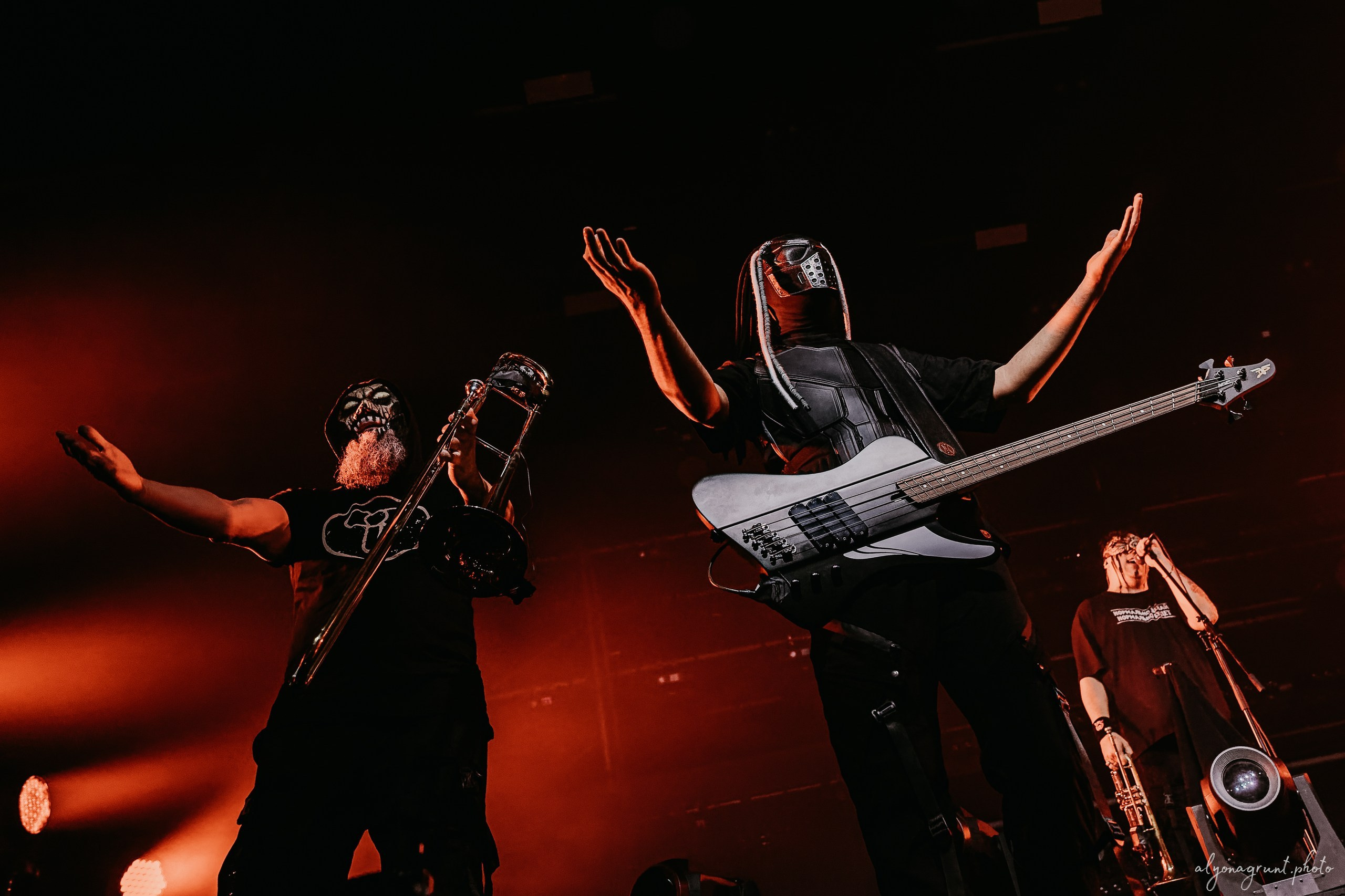 Пневмослон, фоторепортаж СПб, A2,17.10.2025. Алена Адрианова: фотограф в Санкт-Петербурге