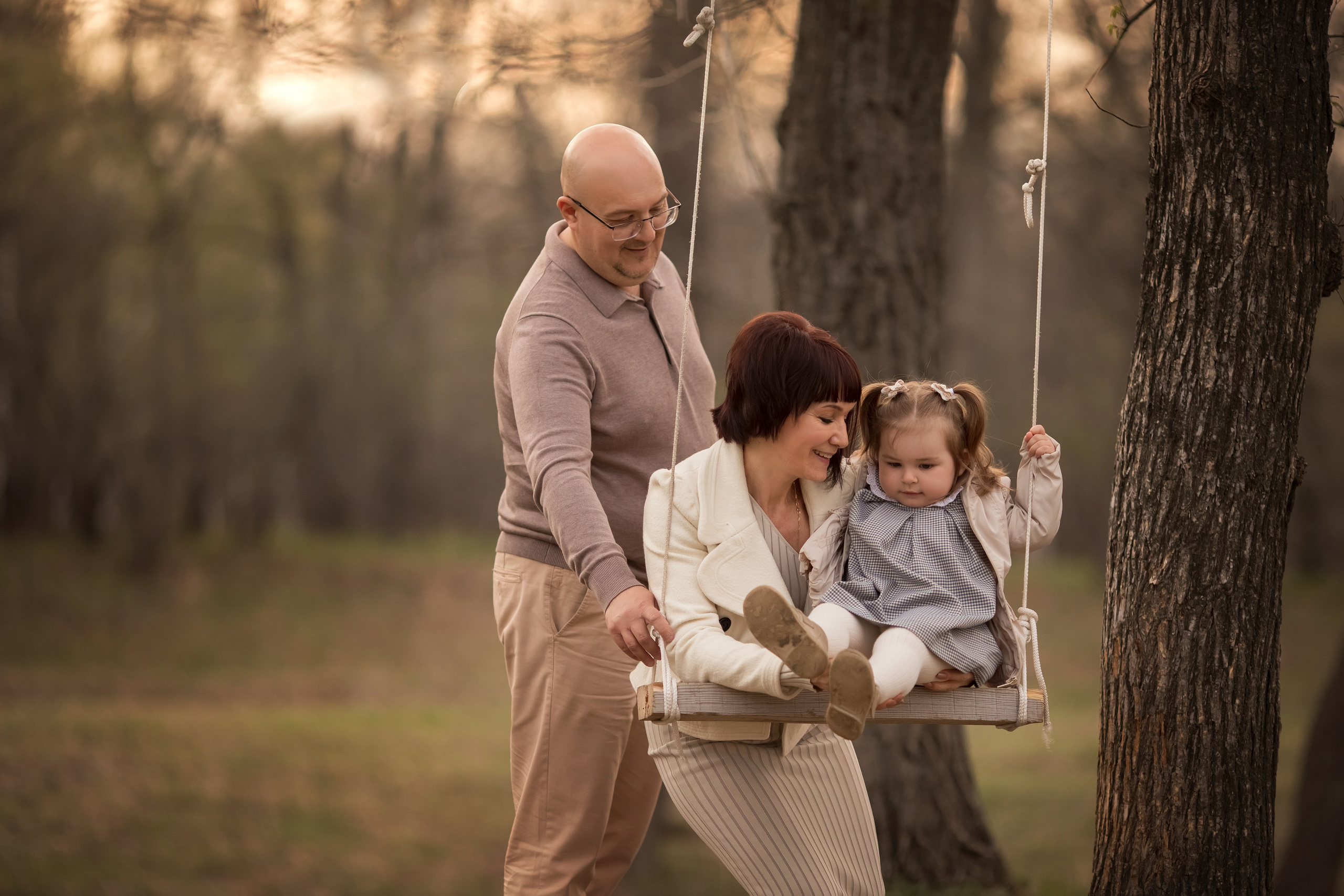 Теплые цвета апреля. Семейный и детский фотограф в Саратове Полина Коткина