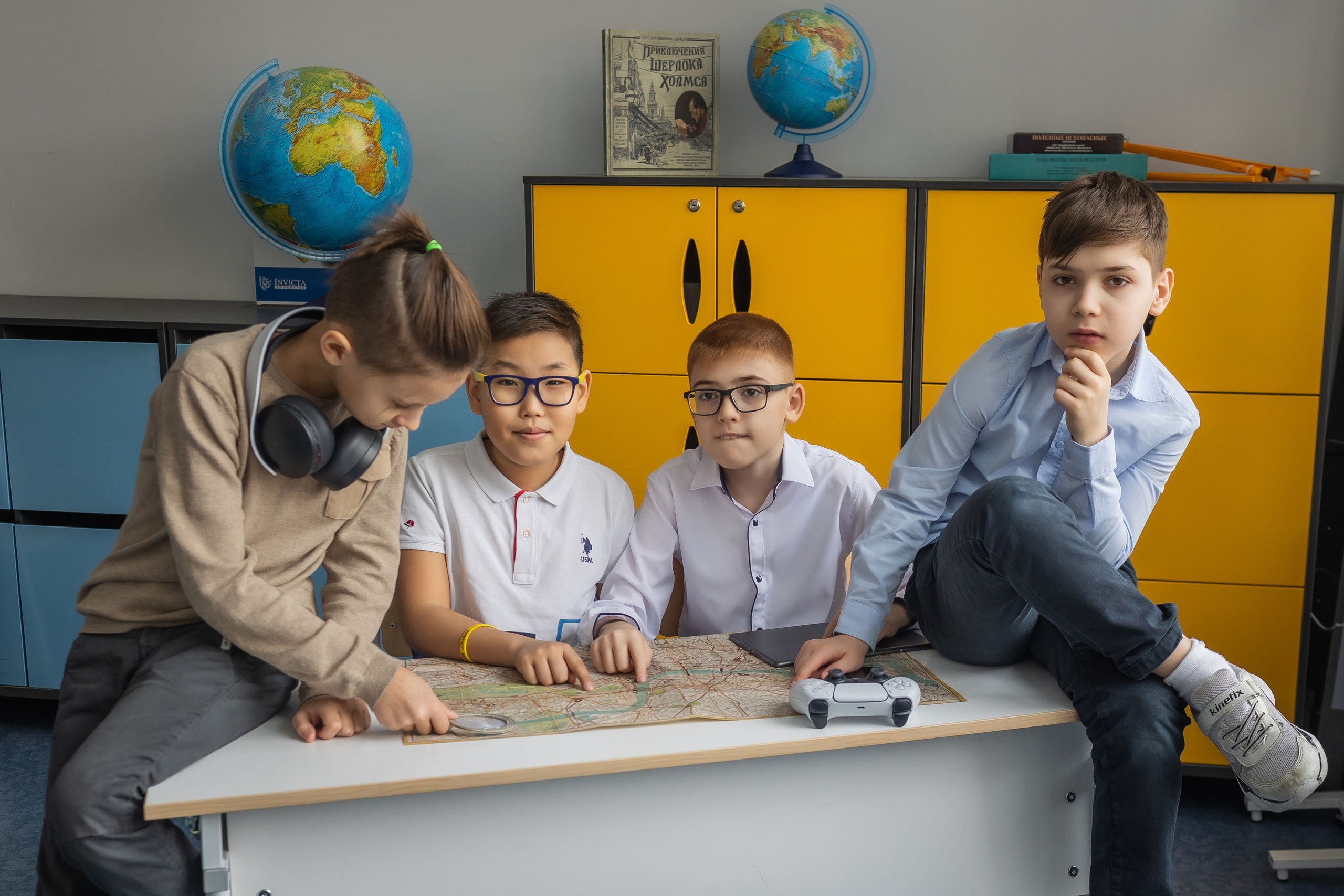 Школа 2070 4 класс. Семейный фотограф в Москве Наталья Чуб, заказать Фотокнигу
