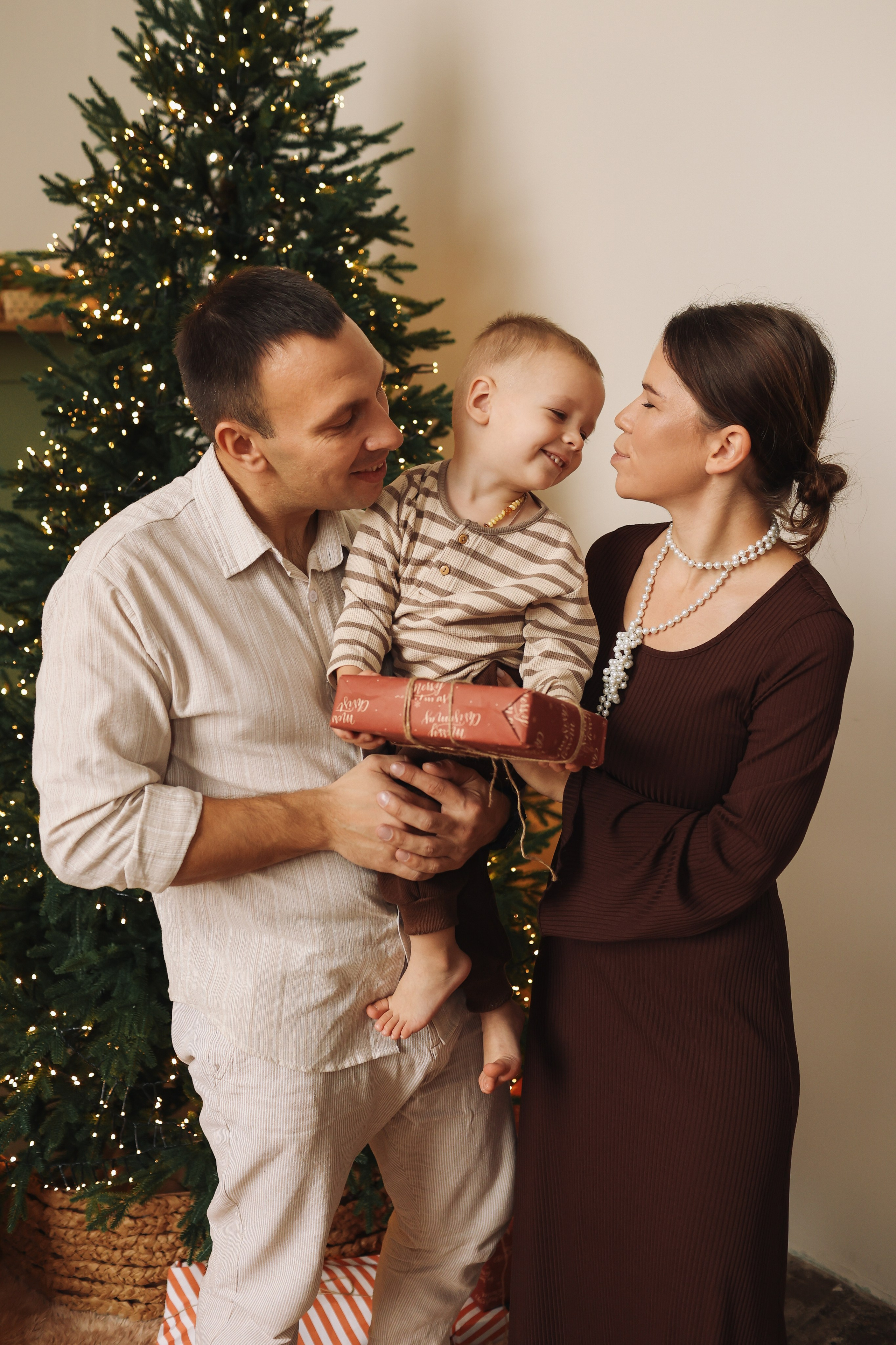 Таня Николай и маленький Савелий. Фотограф Владимир Москва