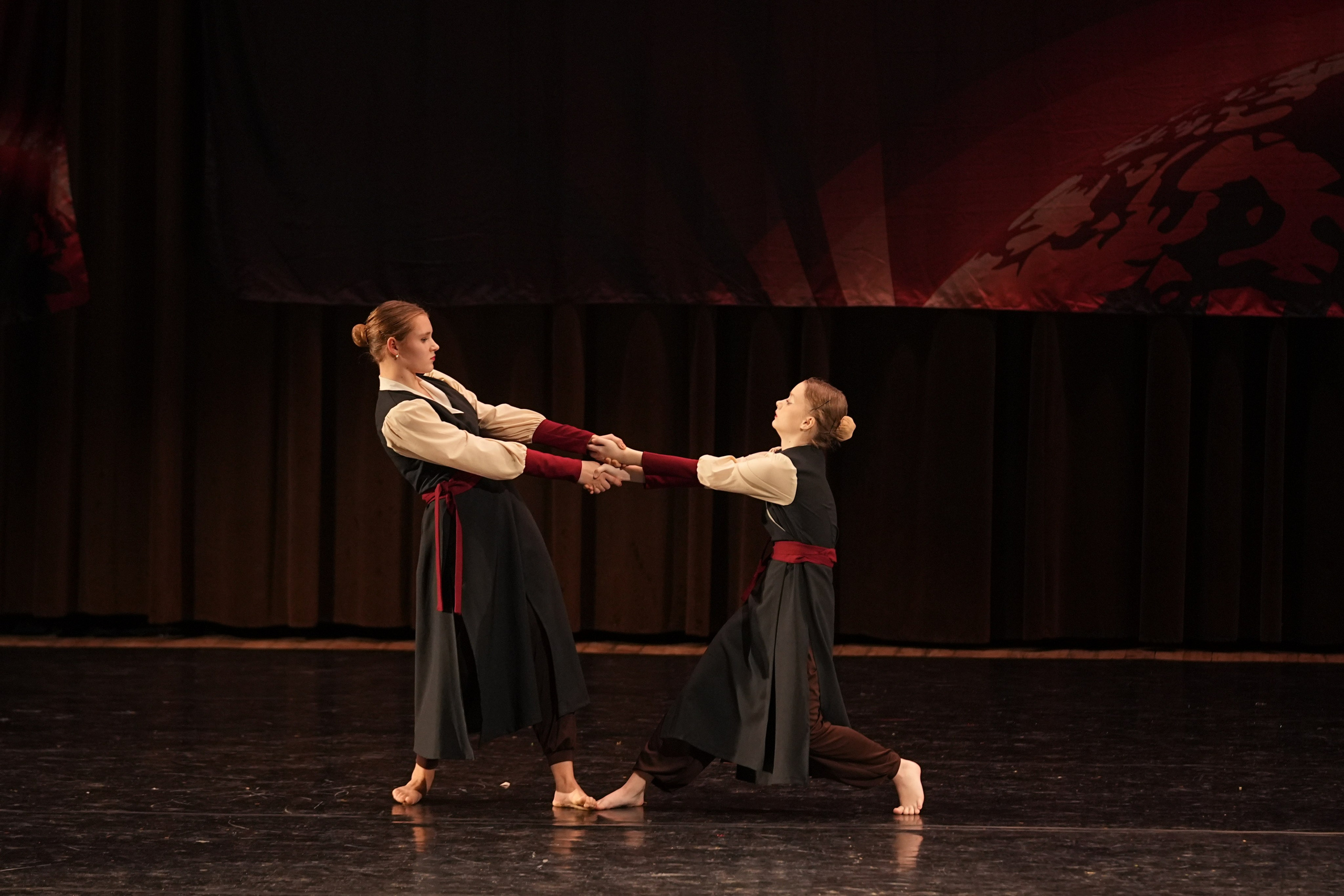 7 декабря, блок 3, г. Москва. Золотое яблочко