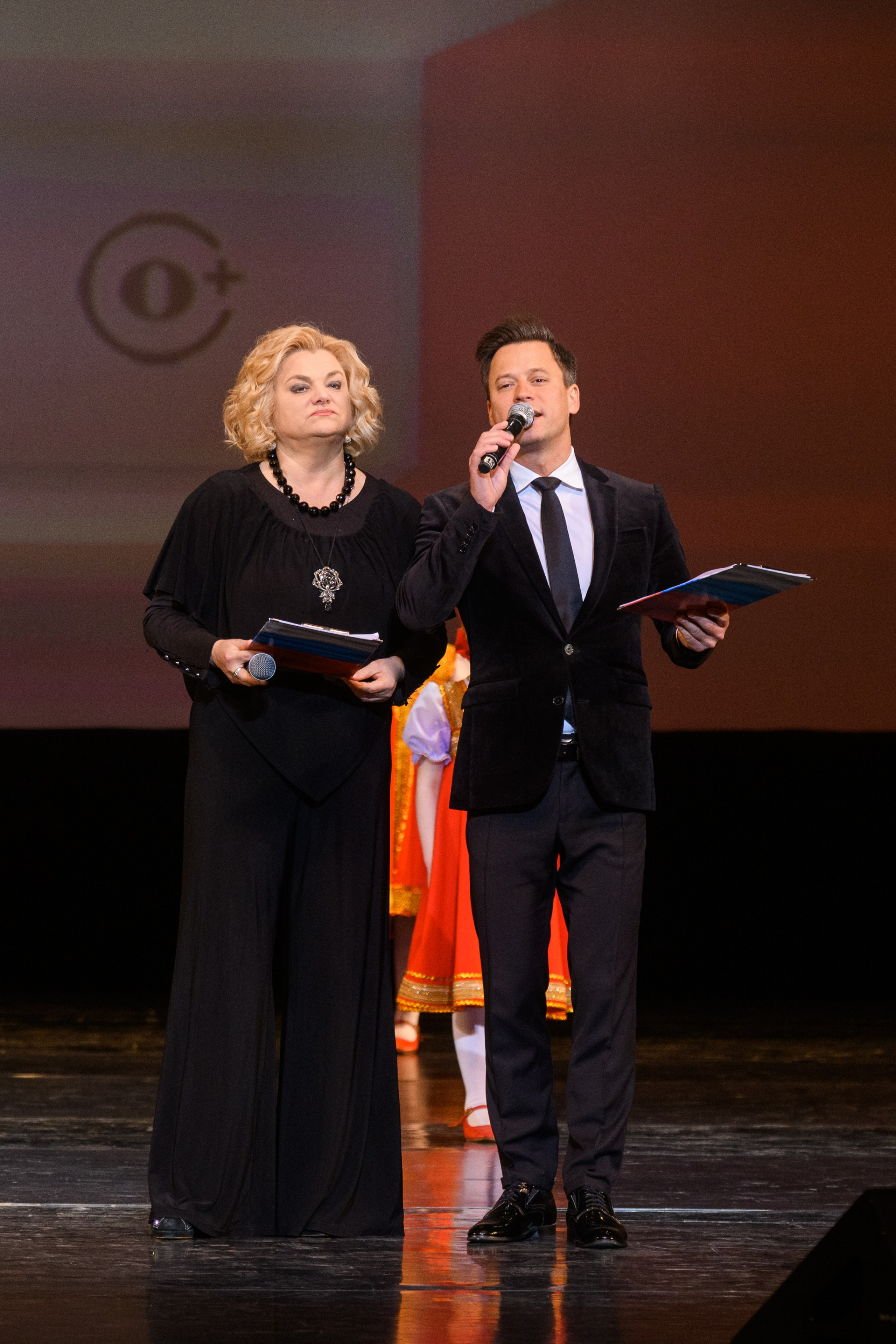 23 апреля, часть 1, БКЗ Октябрьский, г. Санкт-Петербург. Золотое яблочко