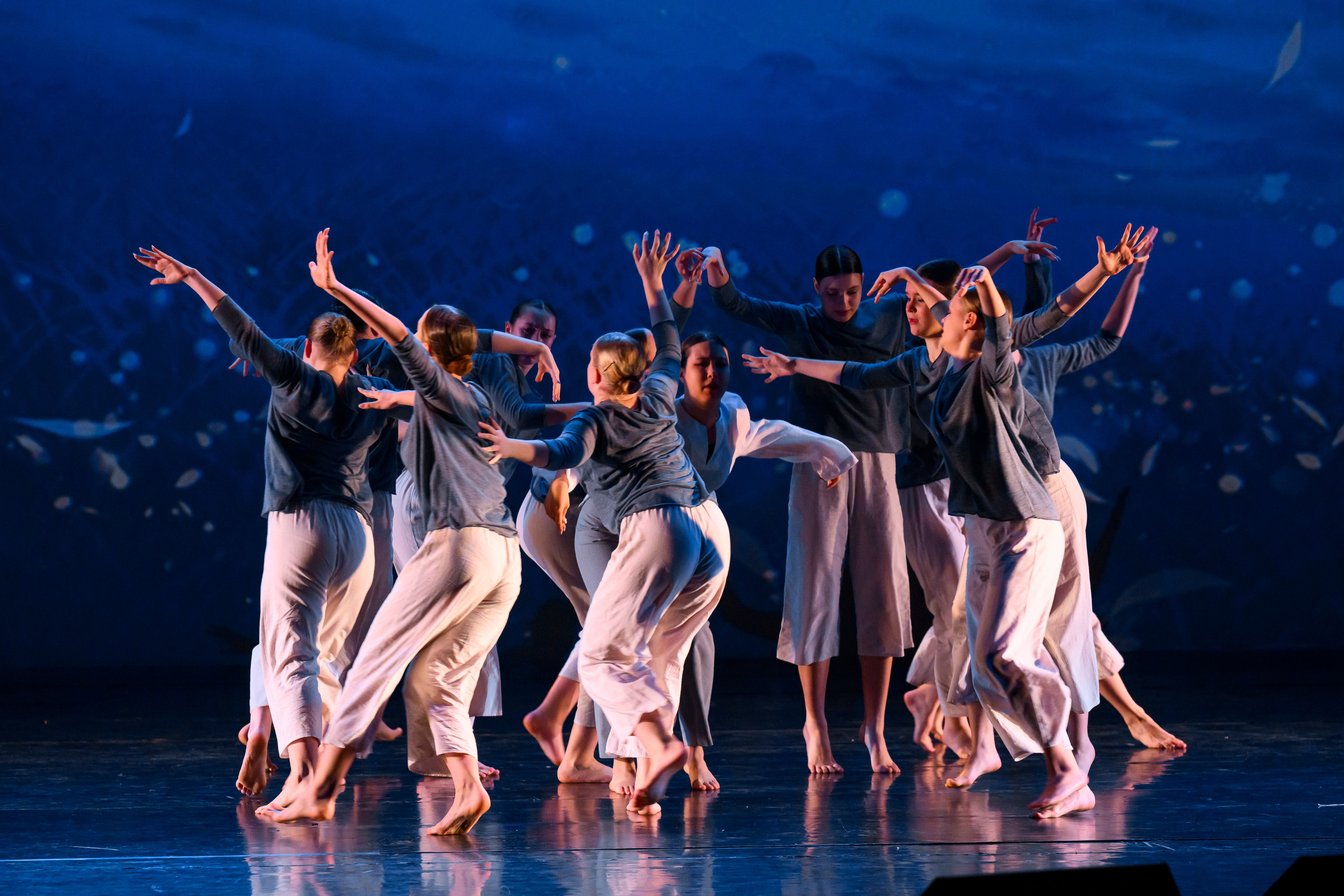 23 апреля, часть 1, БКЗ Октябрьский, г. Санкт-Петербург. Золотое яблочко