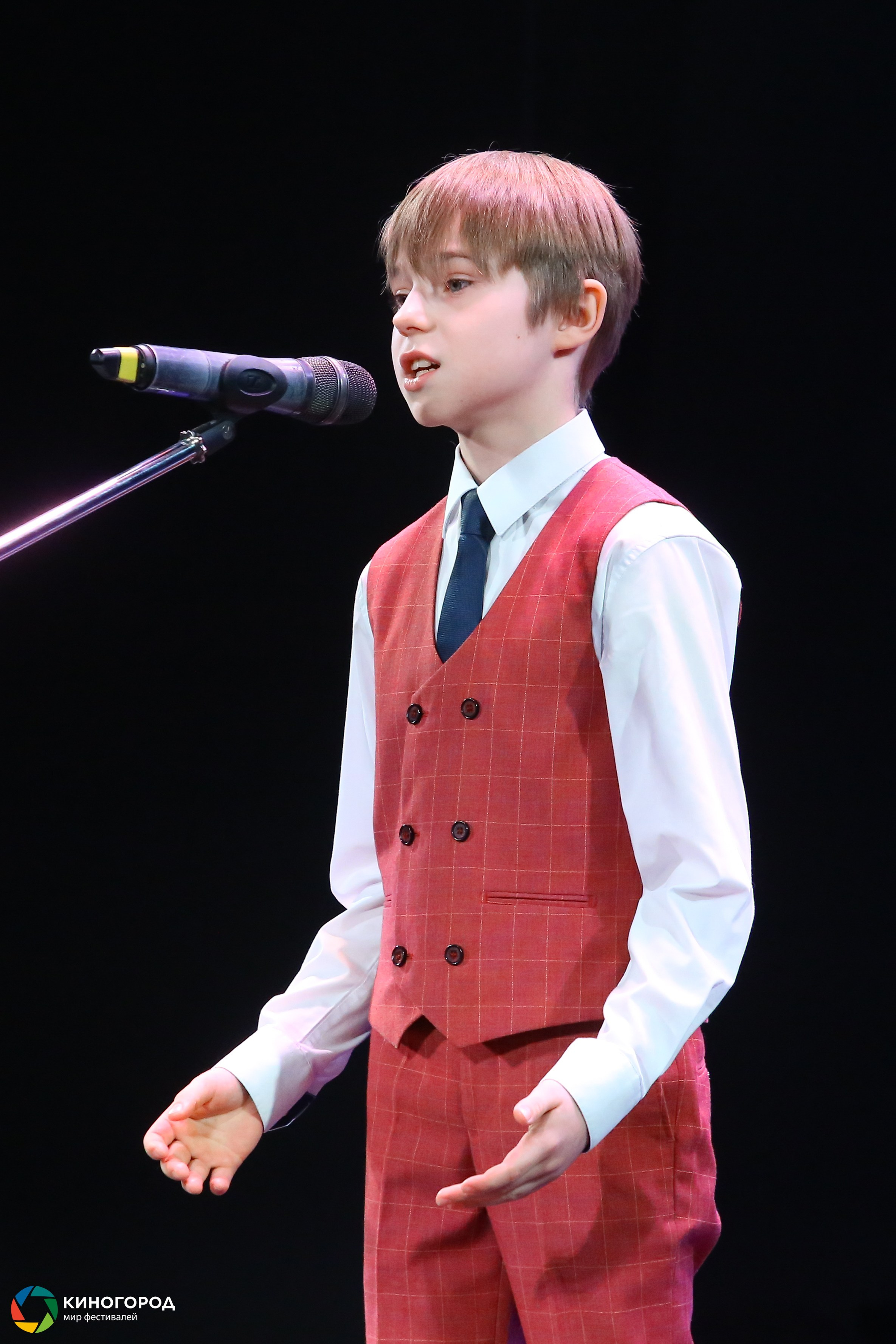 9 марта, конкурс, г. Екатеринбург. Золотое яблочко