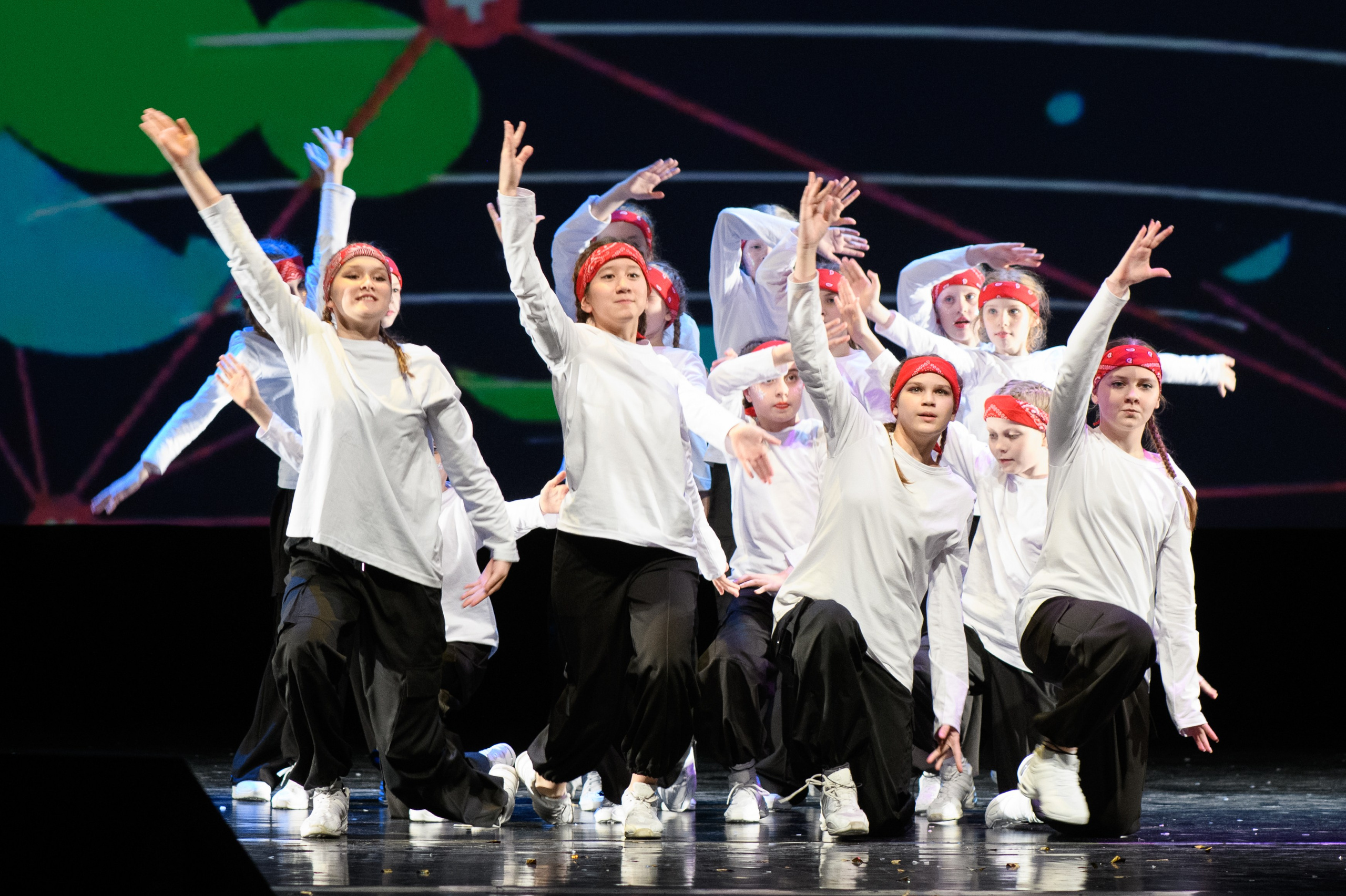 23 апреля, часть 2, БКЗ Октябрьский, г. Санкт-Петербург. Золотое яблочко