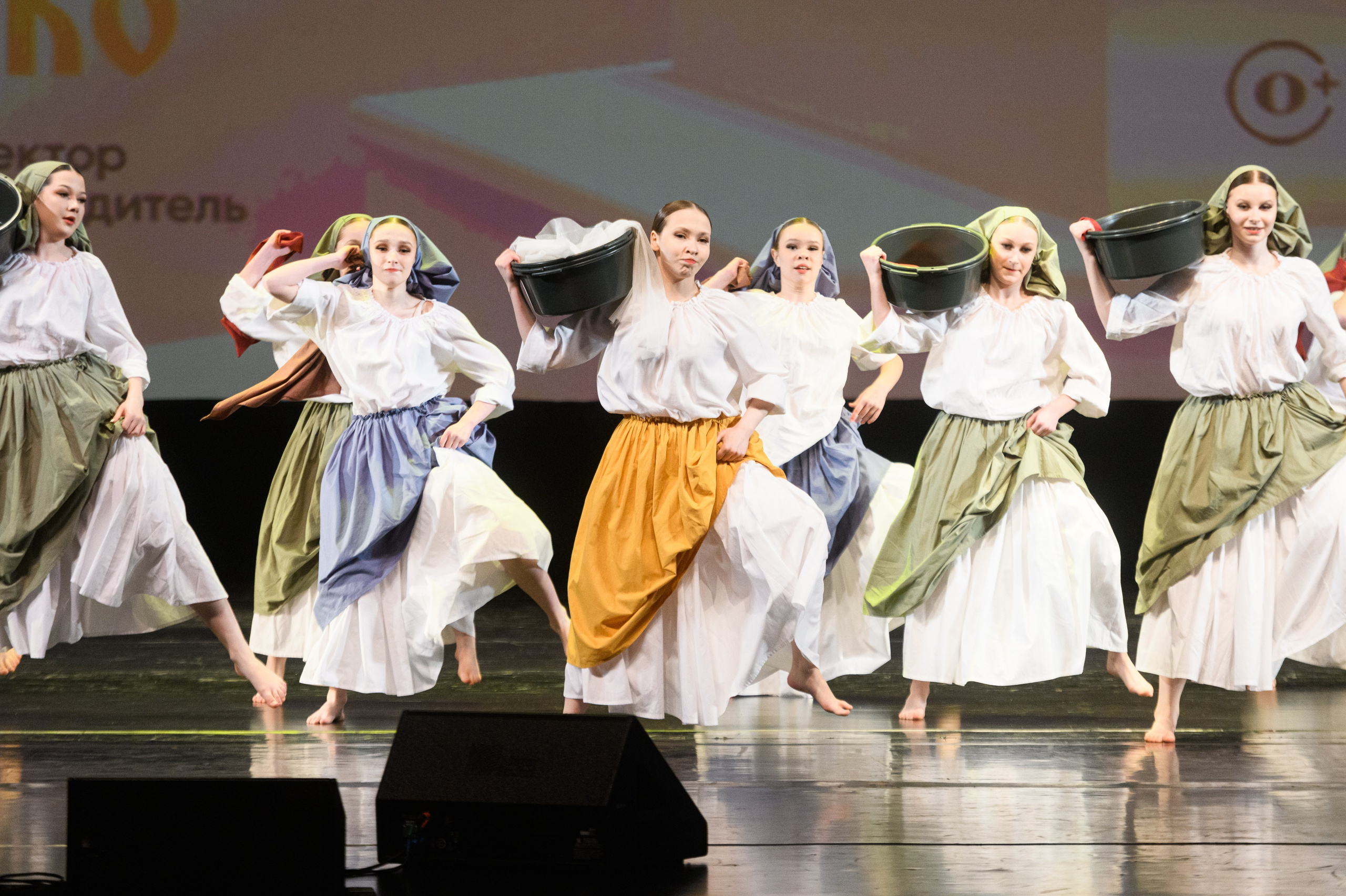 23 апреля, часть 1, БКЗ Октябрьский, г. Санкт-Петербург. Золотое яблочко