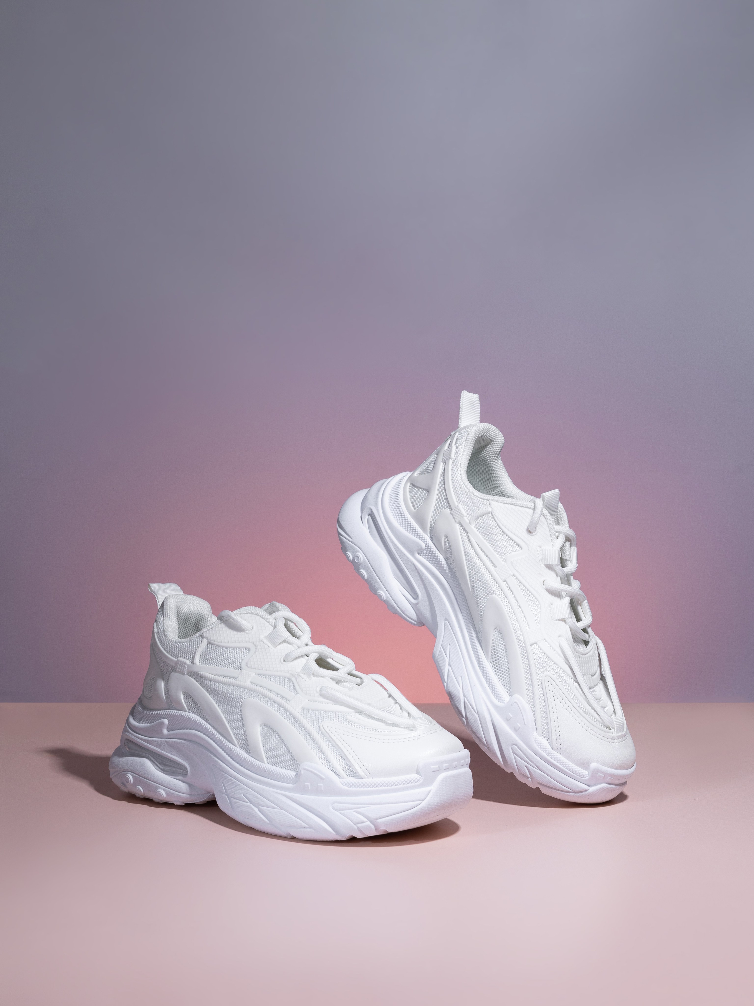 Имиджевая предметная фотосъемка обуви, кроссовок, предметный фотограф казань, каталожная съемка 