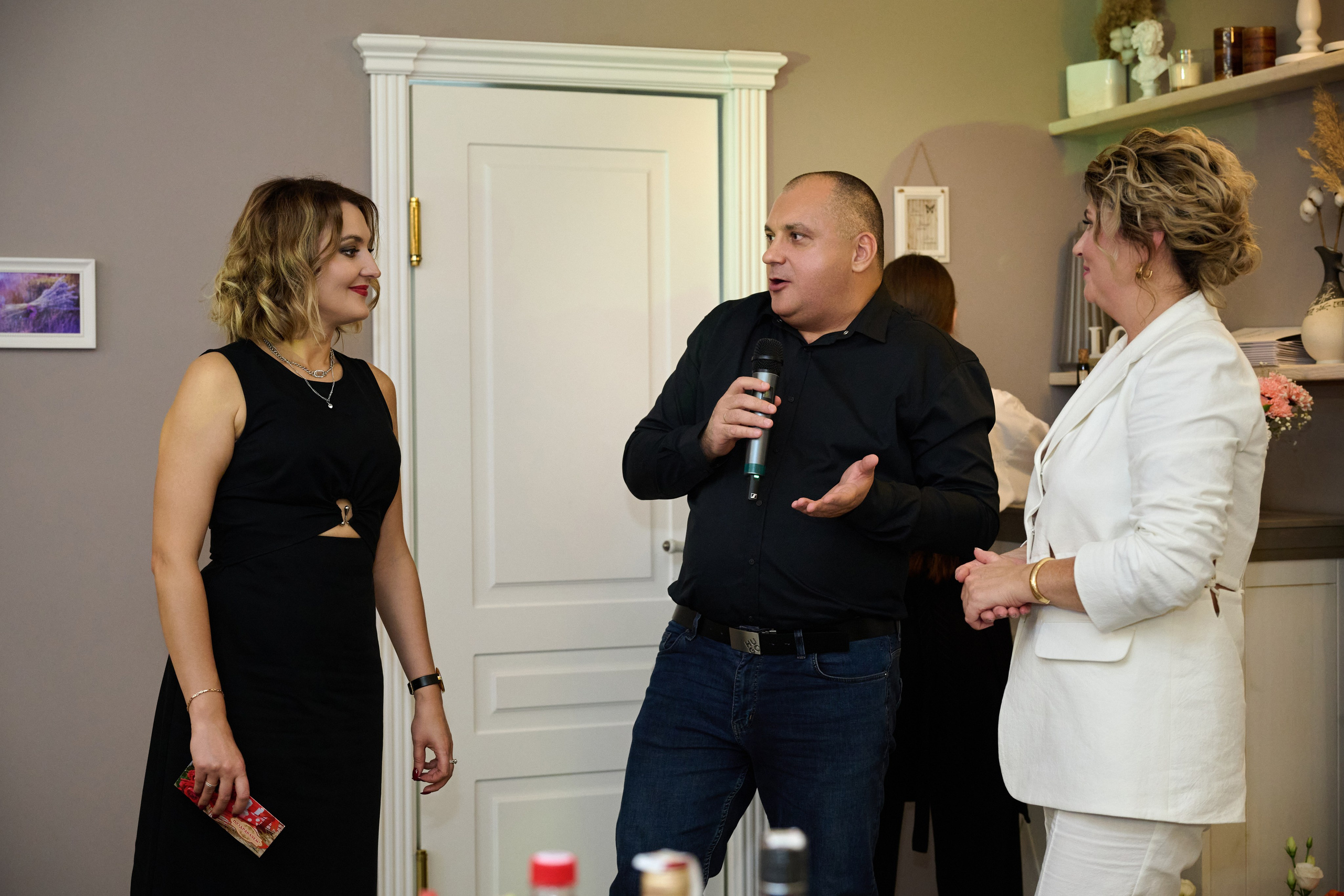 Фотосъемка юбилея Валентины. Профессиональный фотограф Старый Оскол, Губкин — свадьба, венчание, крещение, юбилей и день рождения