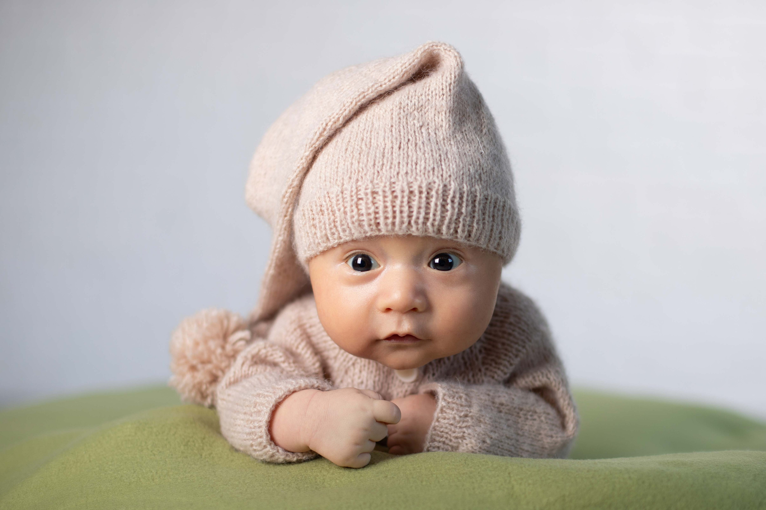 Фотоссесии для малышей, новорожденных Алматы. Фотостудия Алматы. Семейная и детская фотостудия Family studio.Фотограф Алматы