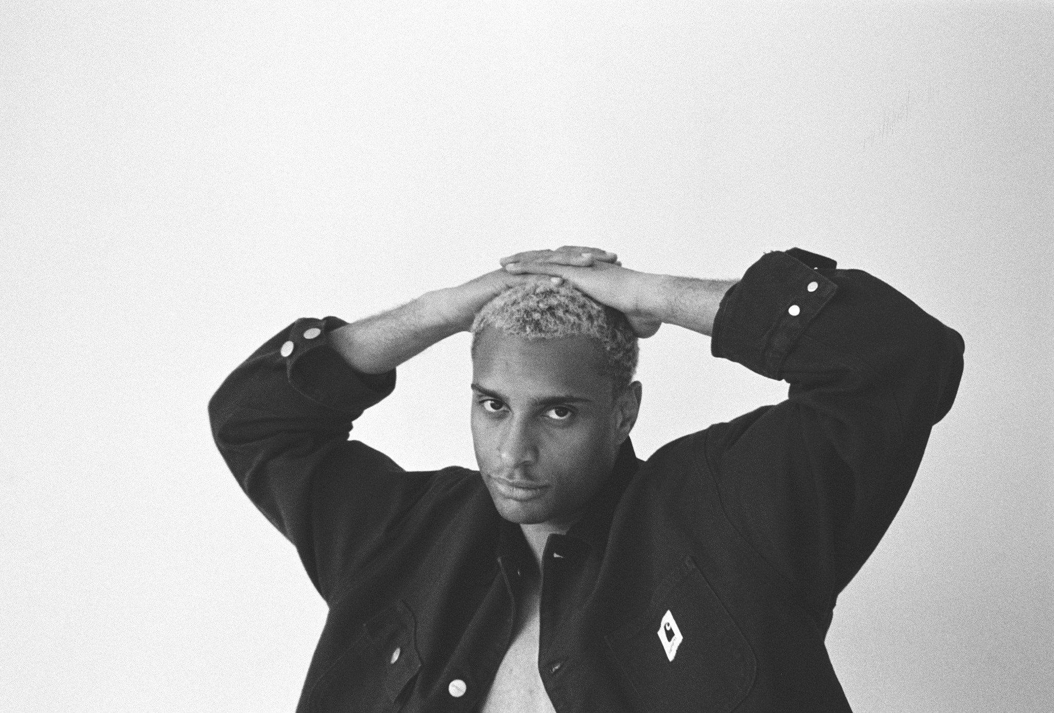 Марк модель мулат Москва. Продакшен г. Москва съемка мужской одежды, мужские модели, фото и видео, организация под ключ