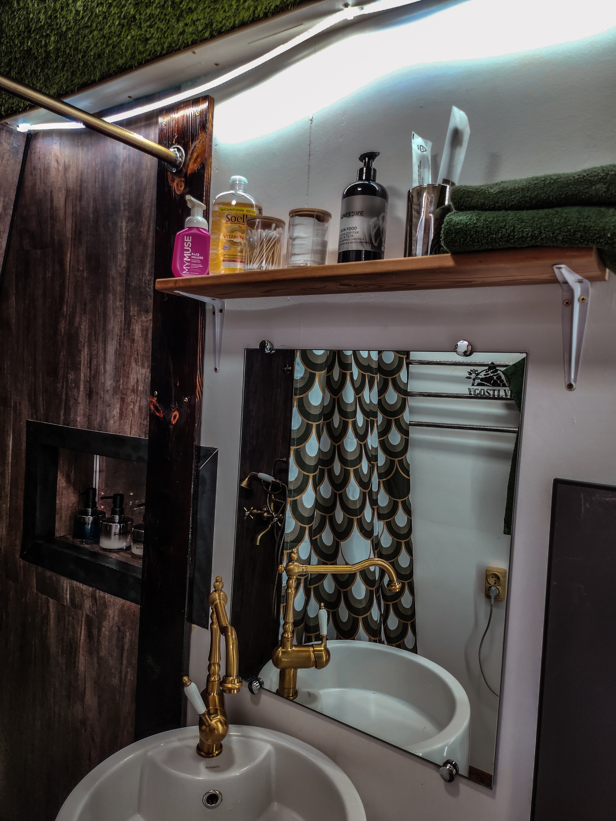 Гостевой фото. Вгости. Посуточная аренда дома во Владивостоке, баня с чаном. Теплый бассейн, геокупол. Аренда дома во Владивостоке, Надеждинском районе