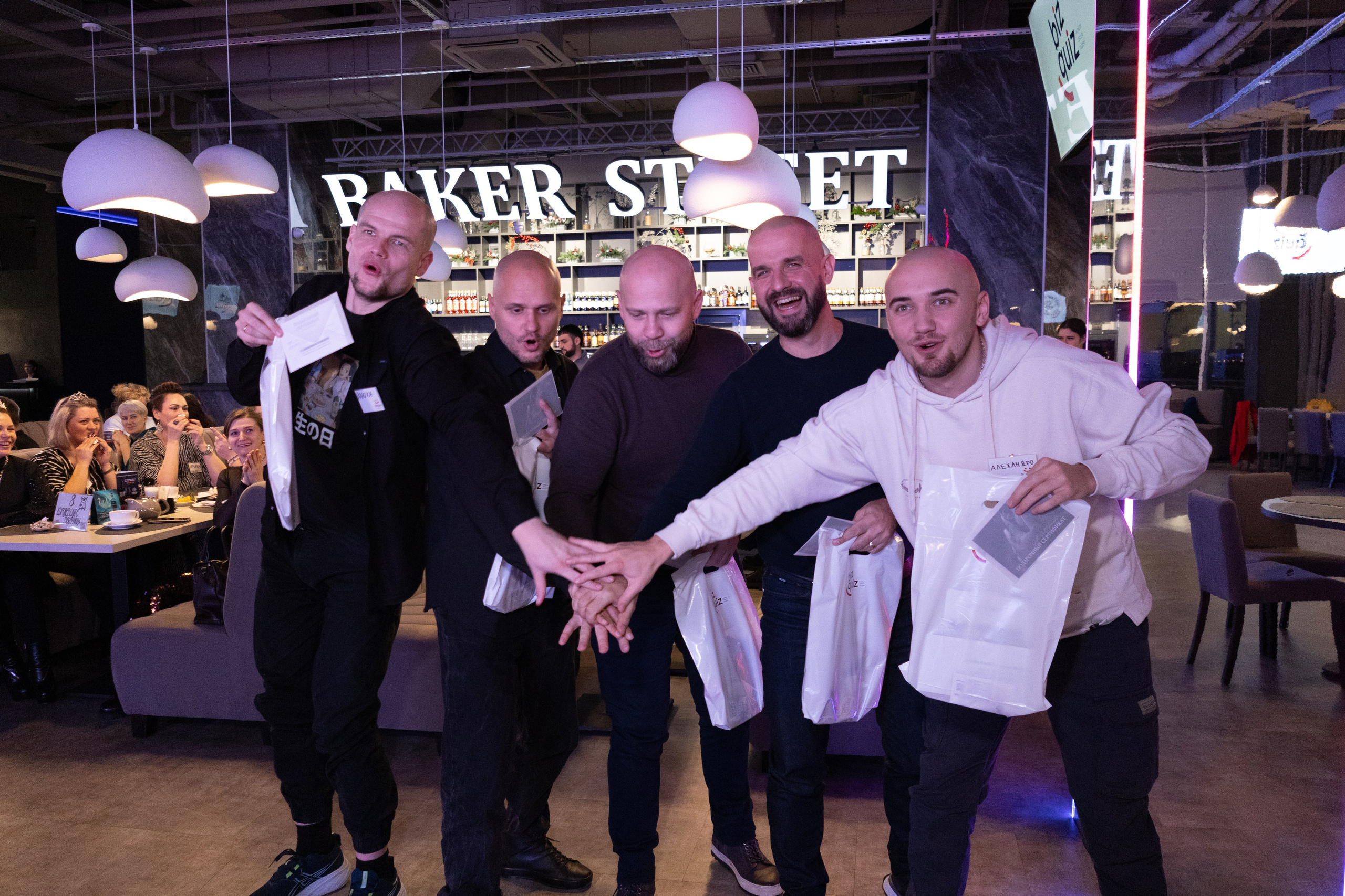 13ая BIZ QUIZ: деловая игра | Красноярск. Фотограф Красноярск съемки лавстори, фотосессия в студии, портретная съемка, творческие фотосессии