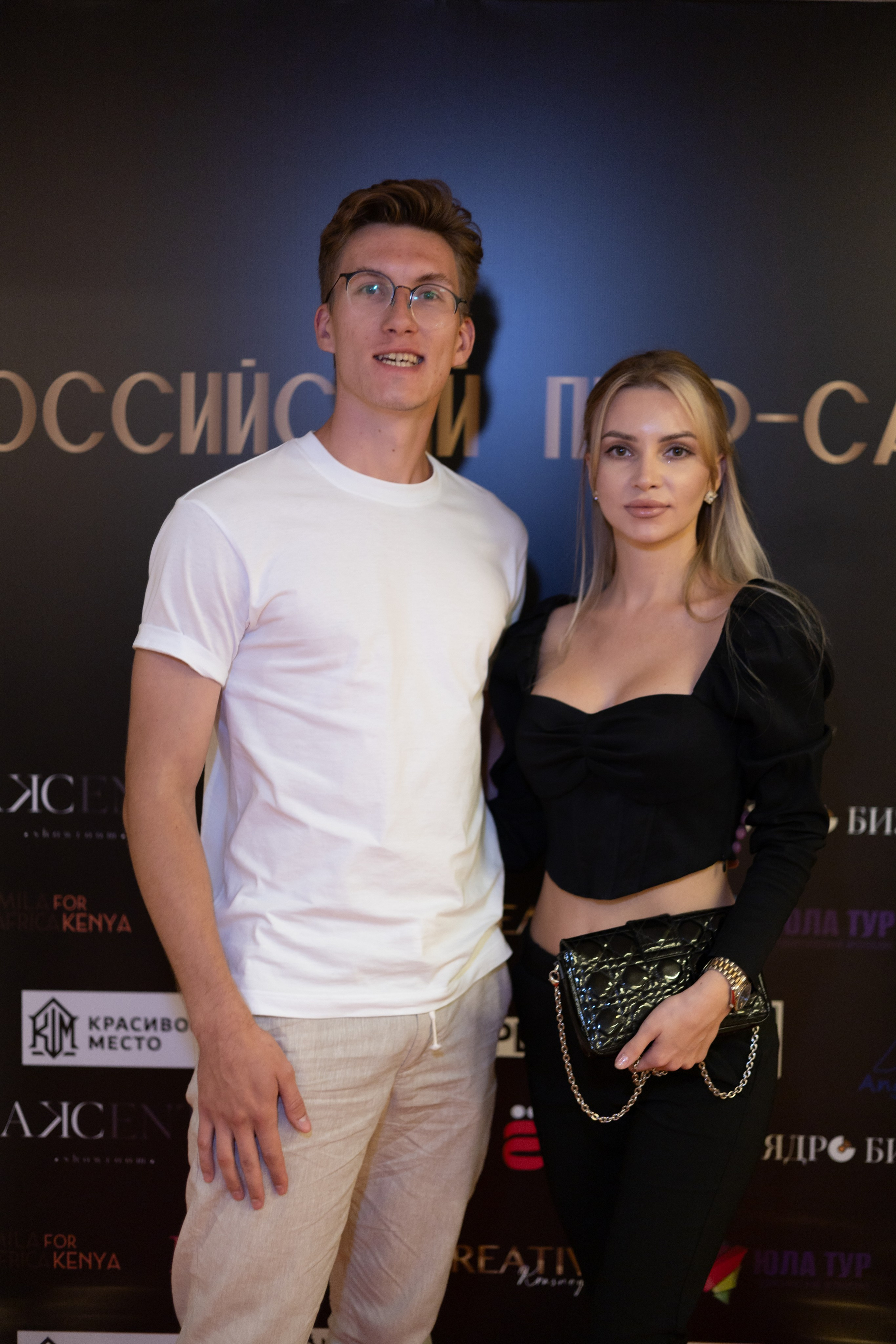 Всероссийский PR-SAMMIT. Фотограф Красноярск съемки лавстори, фотосессия в студии, портретная съемка, творческие фотосессии