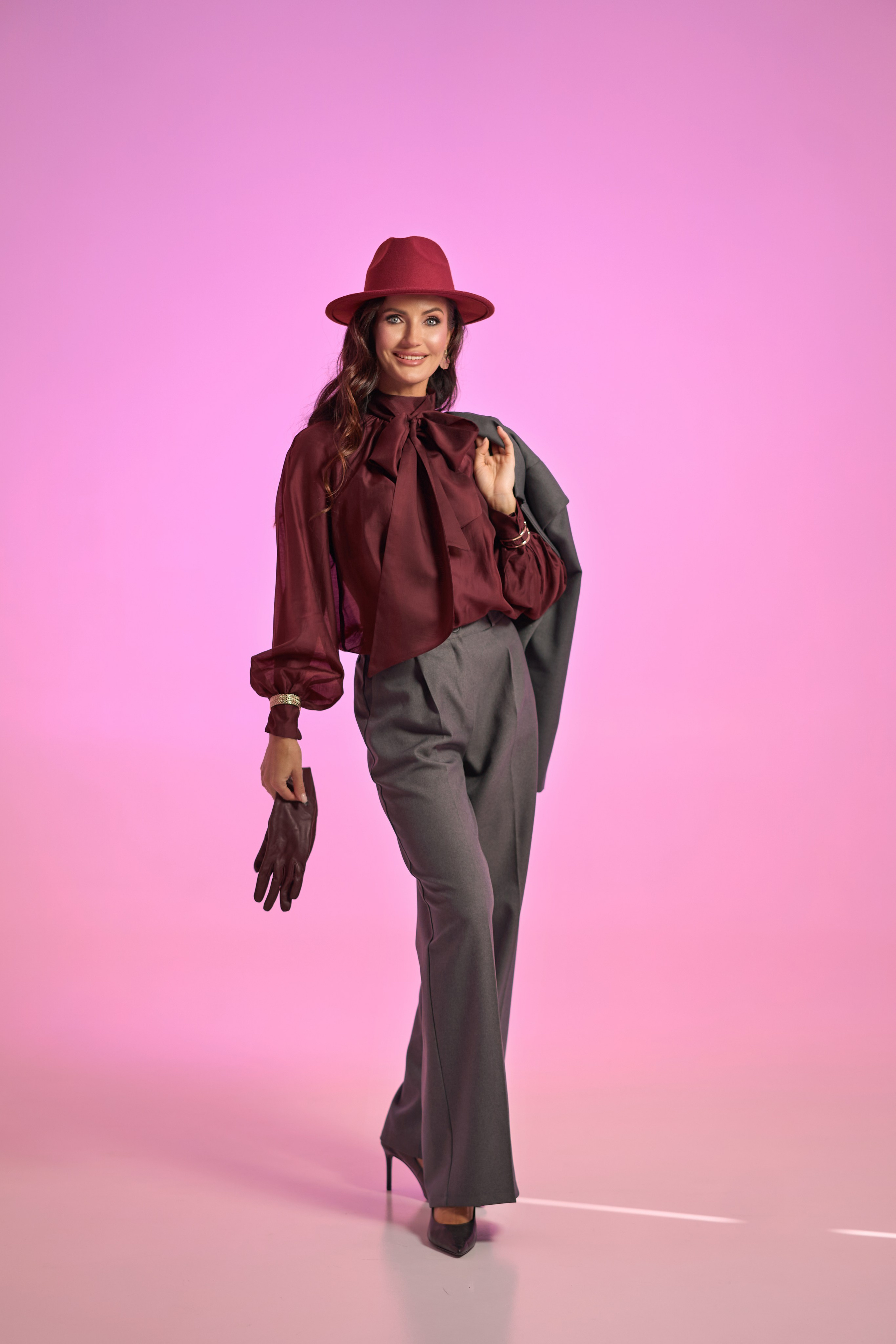 Портретная съемка в студии с разными схемами света. Фотограф Екатеринбург Кокшарова Александра