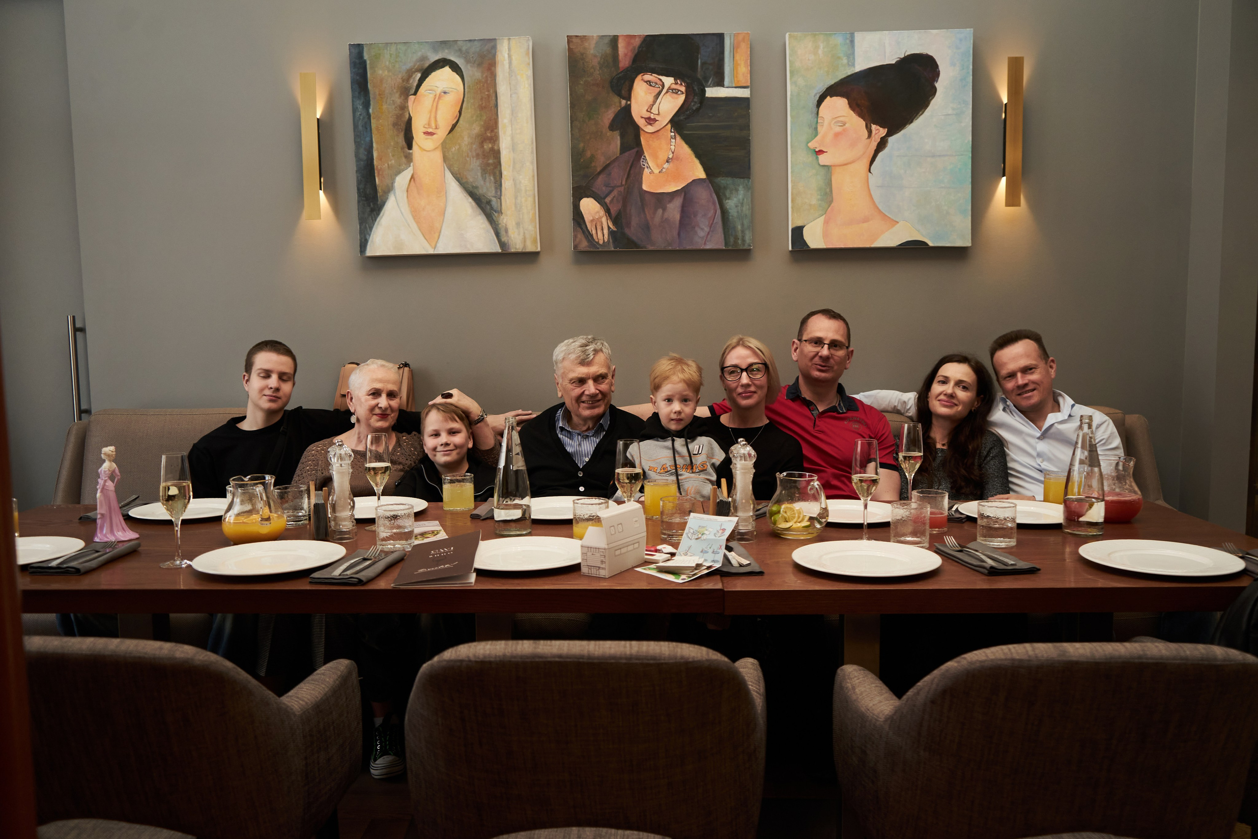 Репортажная съемка торжества в ресторане. Фотограф Екатеринбург Кокшарова Александра