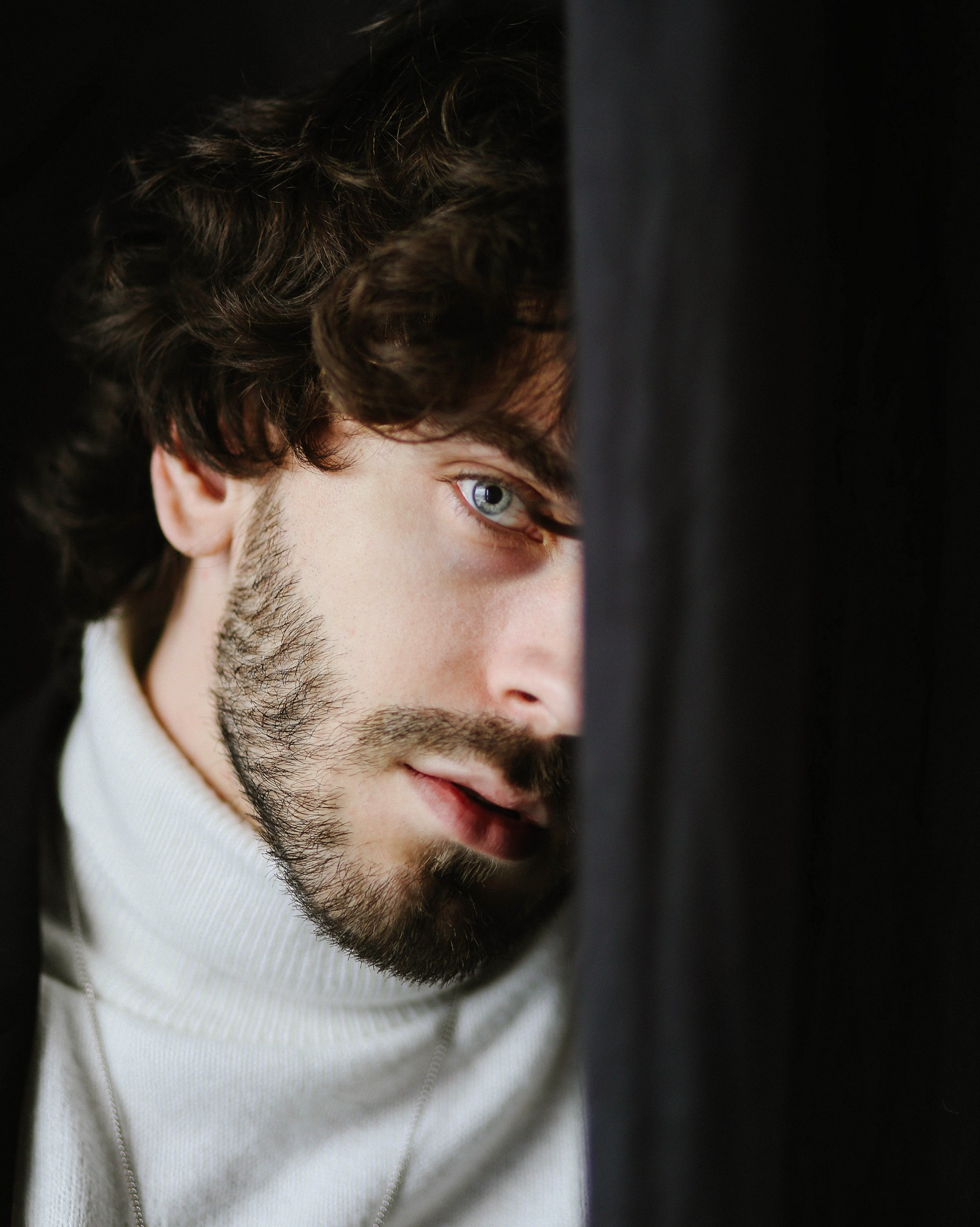 Мужской портрет. Фотограф Красноярск Базуев Марк