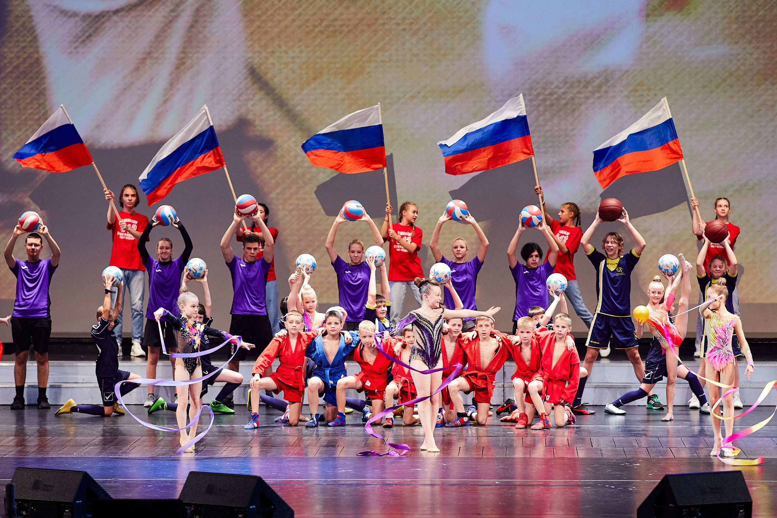 30-летний юбилей гимназии № 642 «Земля и Вселенная». Алексей Соколов. Фотограф. Санкт-Петербург