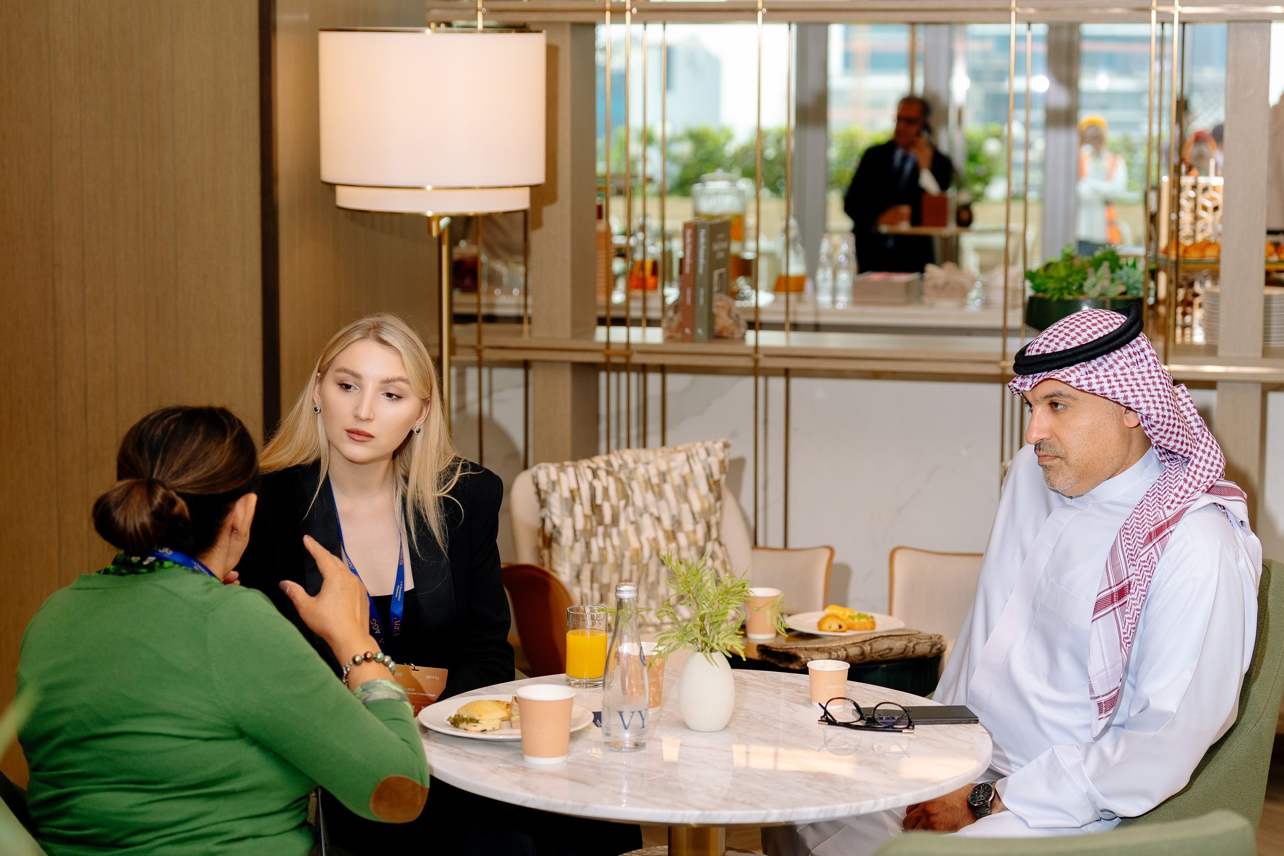 Форумы. Фотограф Альберт Адамян