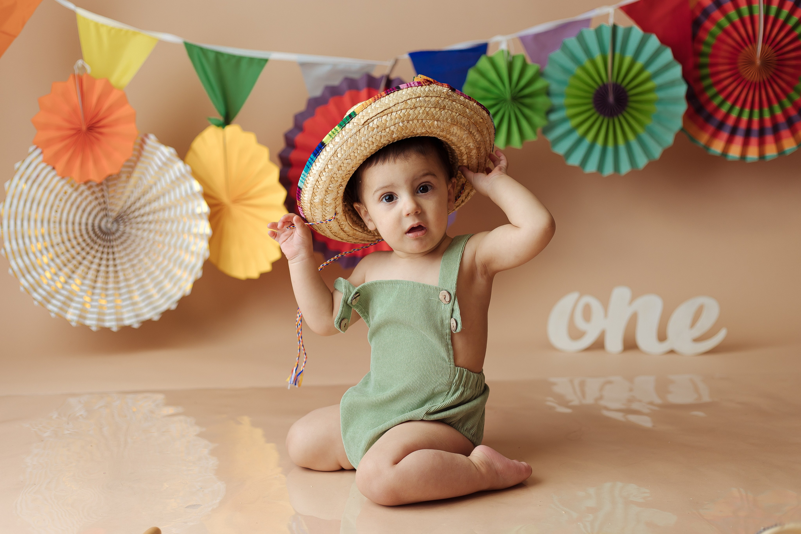 Минимализм. Фотограф беременности, новорожденных Москва. годики под ключ