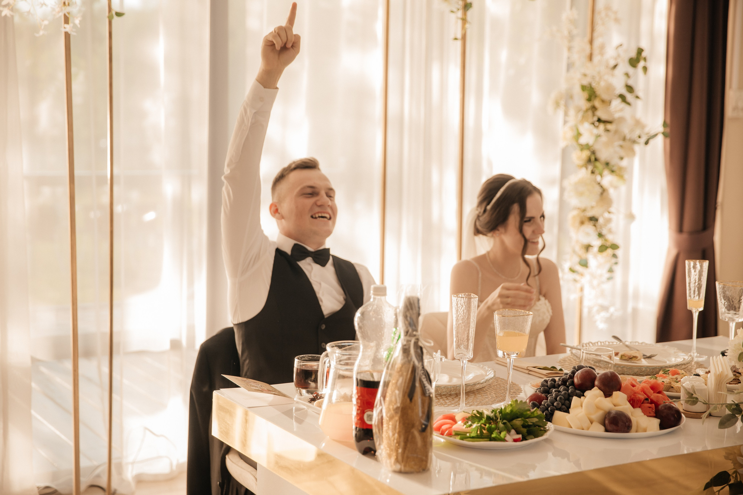 Wedding «Sunlight». Свадебные фотограф и видеограф Наталья и Анатолий Новиковы СПб