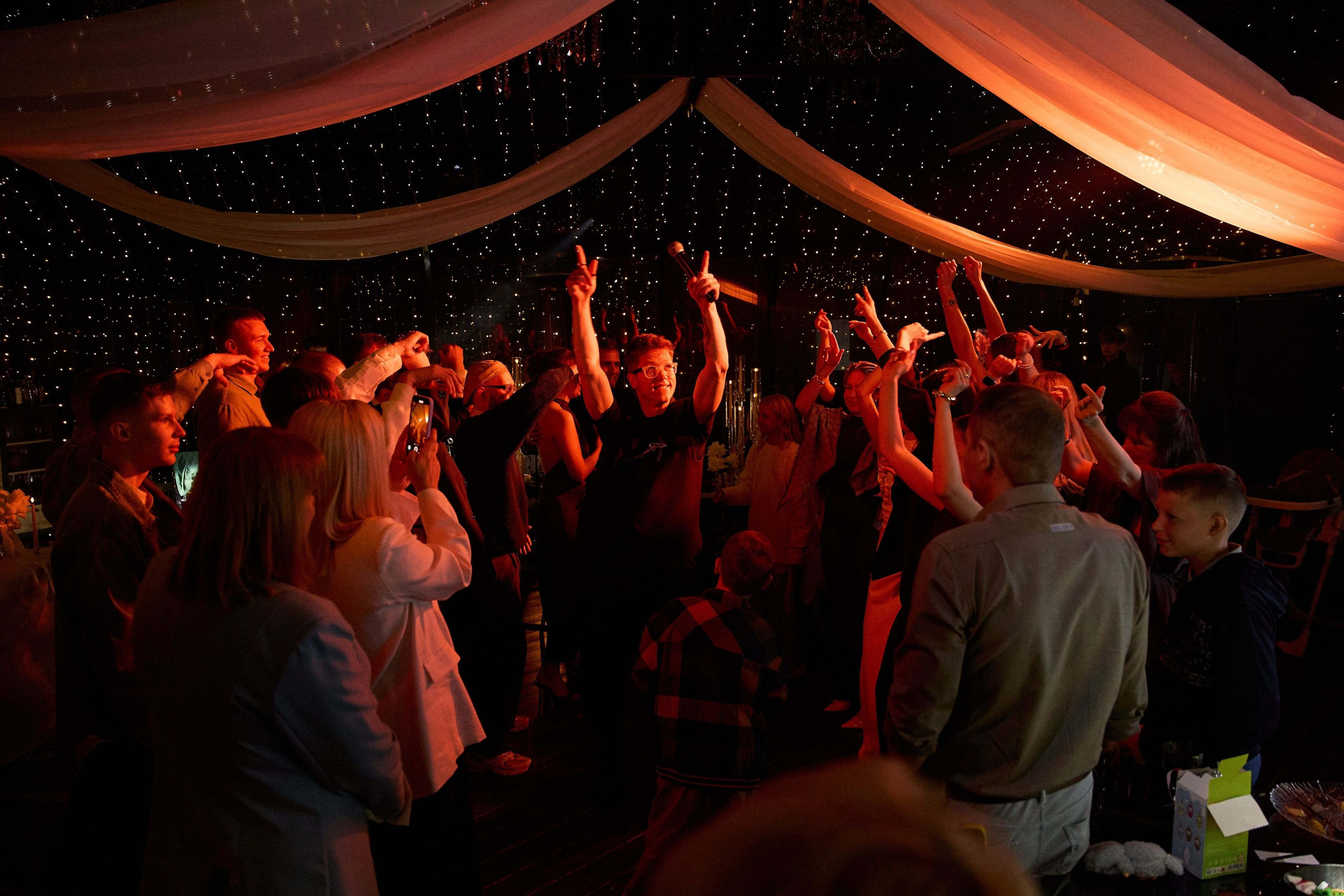 Ведущий Терещенко. Подрядчики и друзья сети свадебных площадок House for wedding