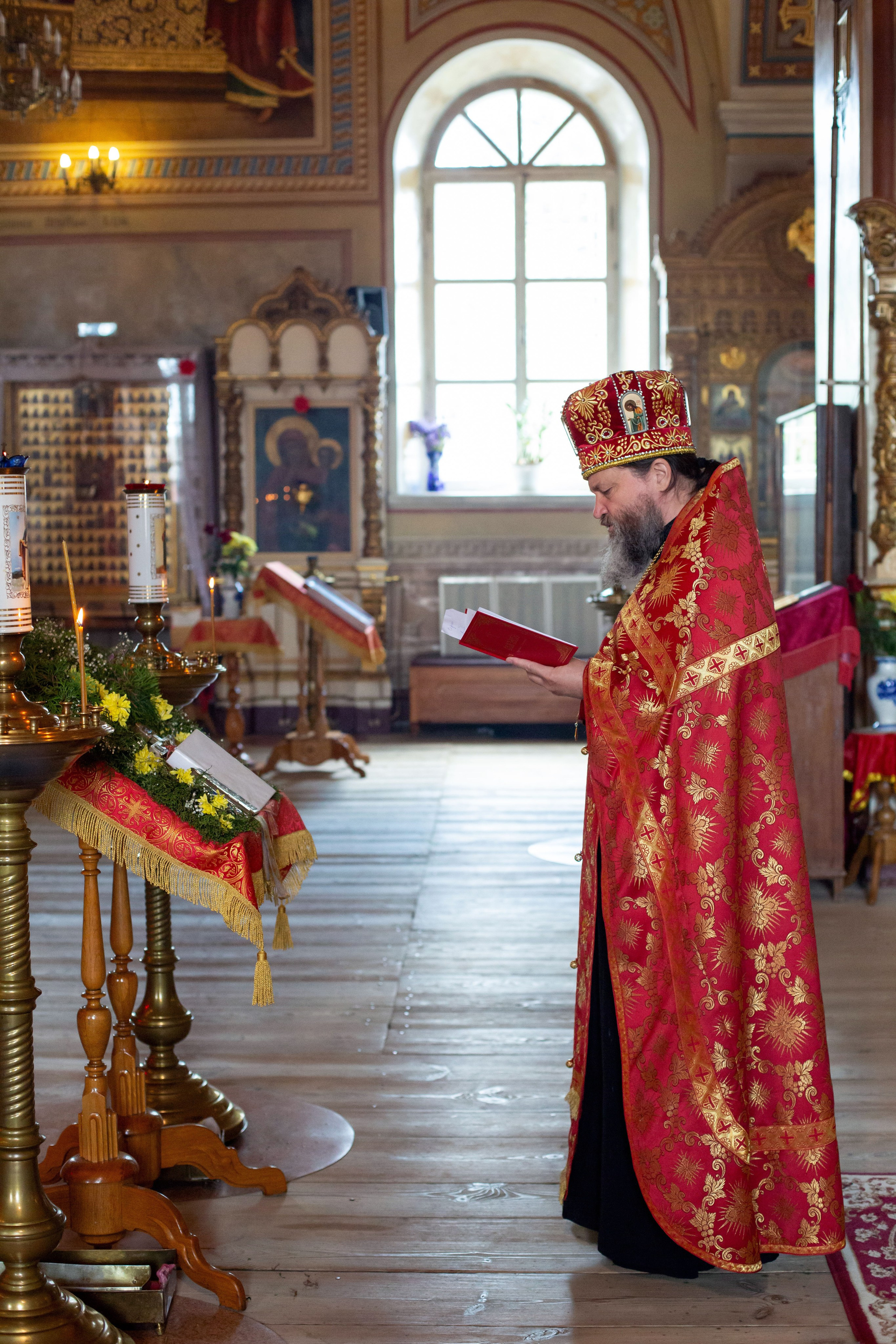Венчание Сергей и Анна Воскресенский храм. Семейный и детский фотограф Анна Петракова