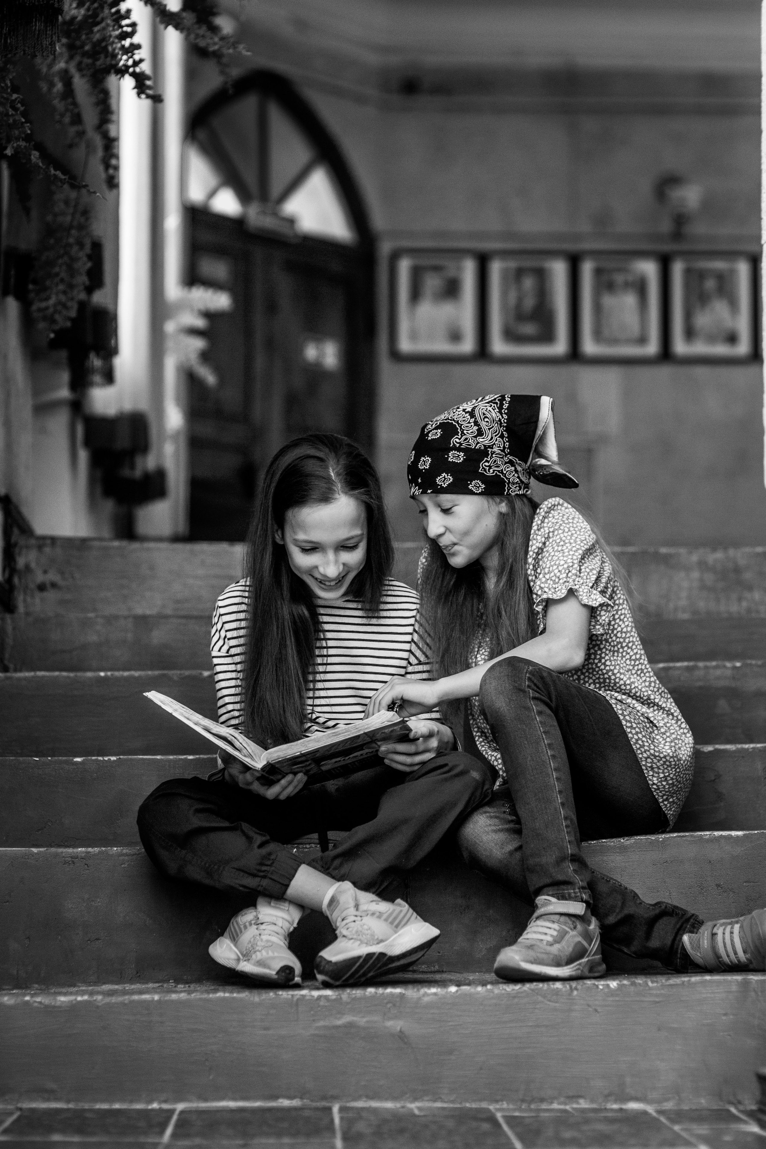 Елена, Серафима и Вика. Семейная фотосессия. Евпатория. Храм, море, театр. Фотограф в Крыму