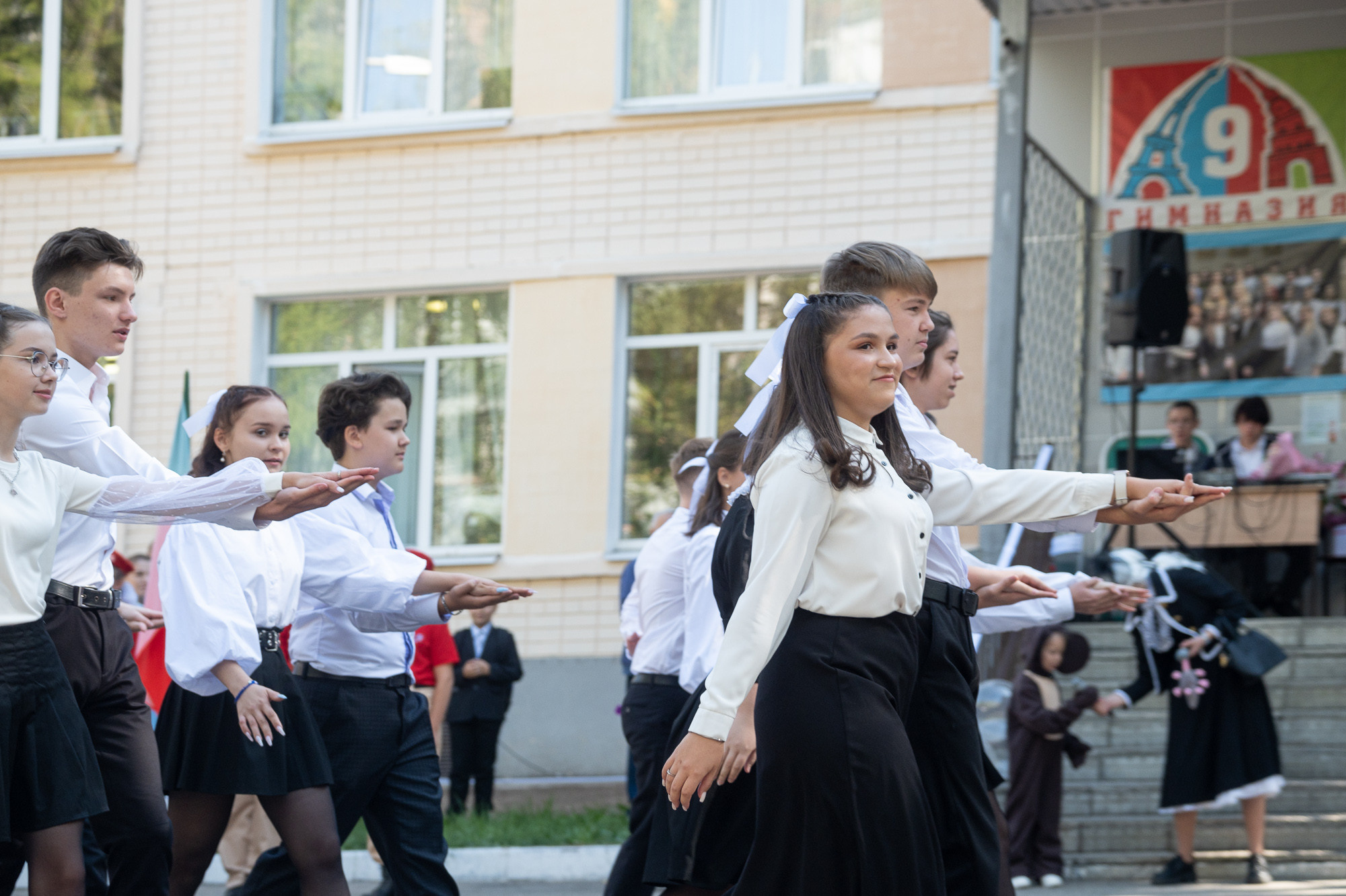 1 сентября в гимназии № 9. Репортажный фотограф в Казани Павел Серпокрылов