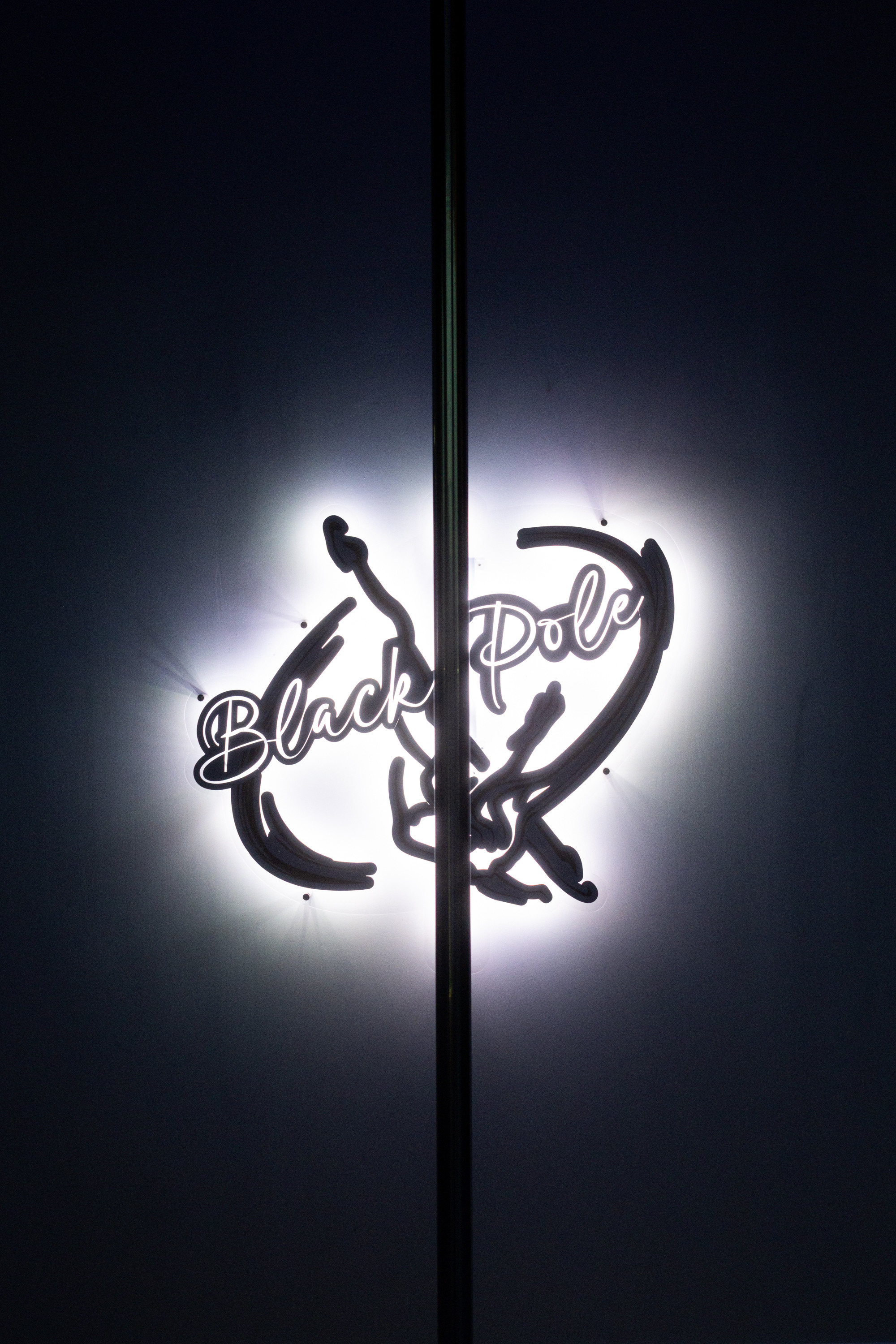 BLACK POLE. Репортажный фотограф в Казани Павел Серпокрылов