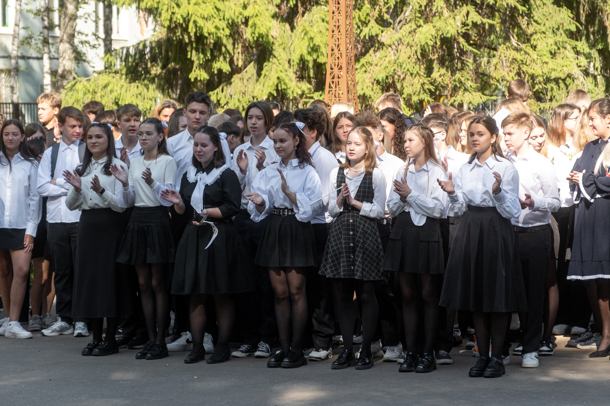 1 сентября в гимназии № 9. Репортажный фотограф в Казани Павел Серпокрылов