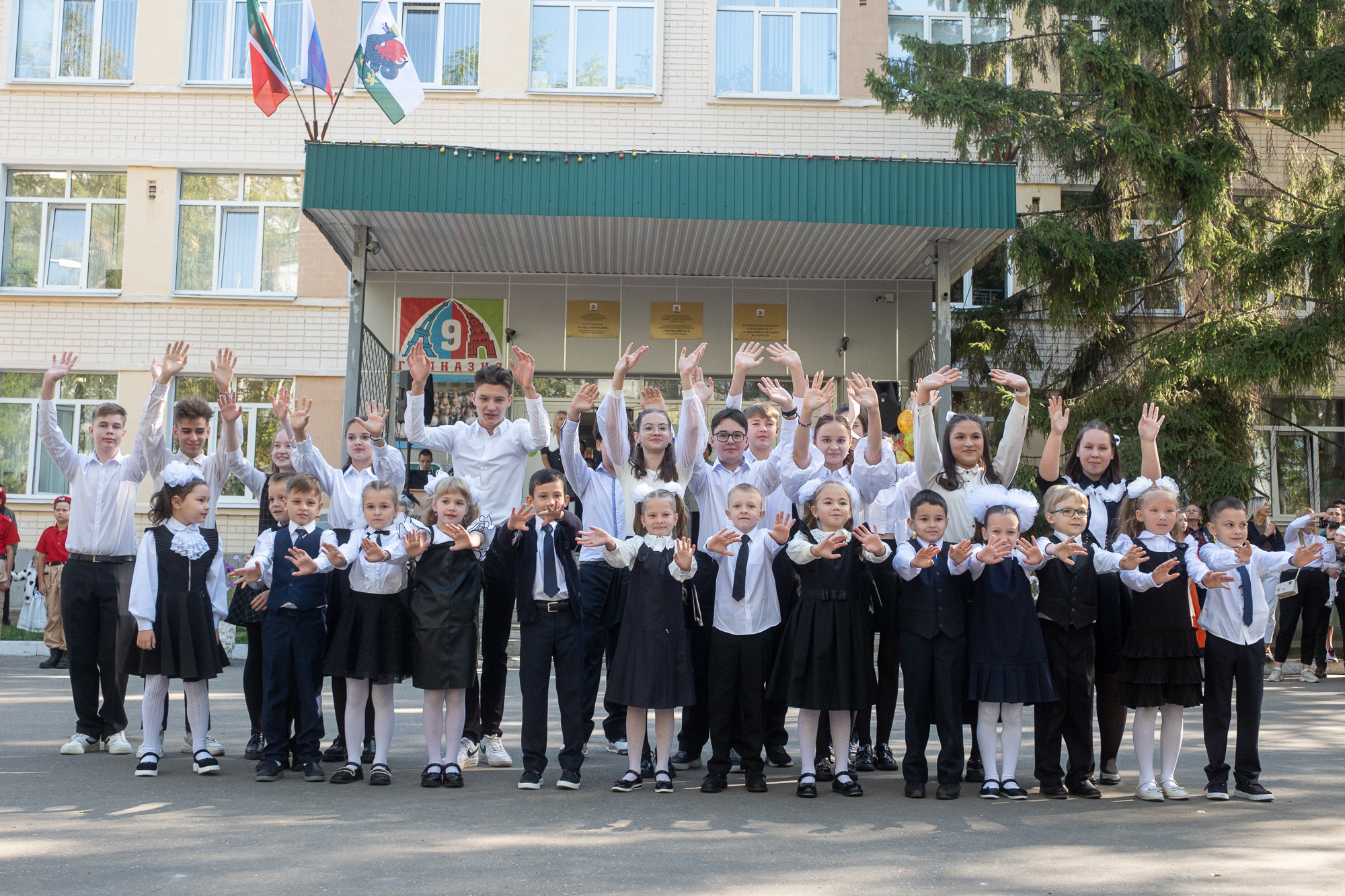 1 сентября в гимназии № 9. Репортажный фотограф в Казани Павел Серпокрылов