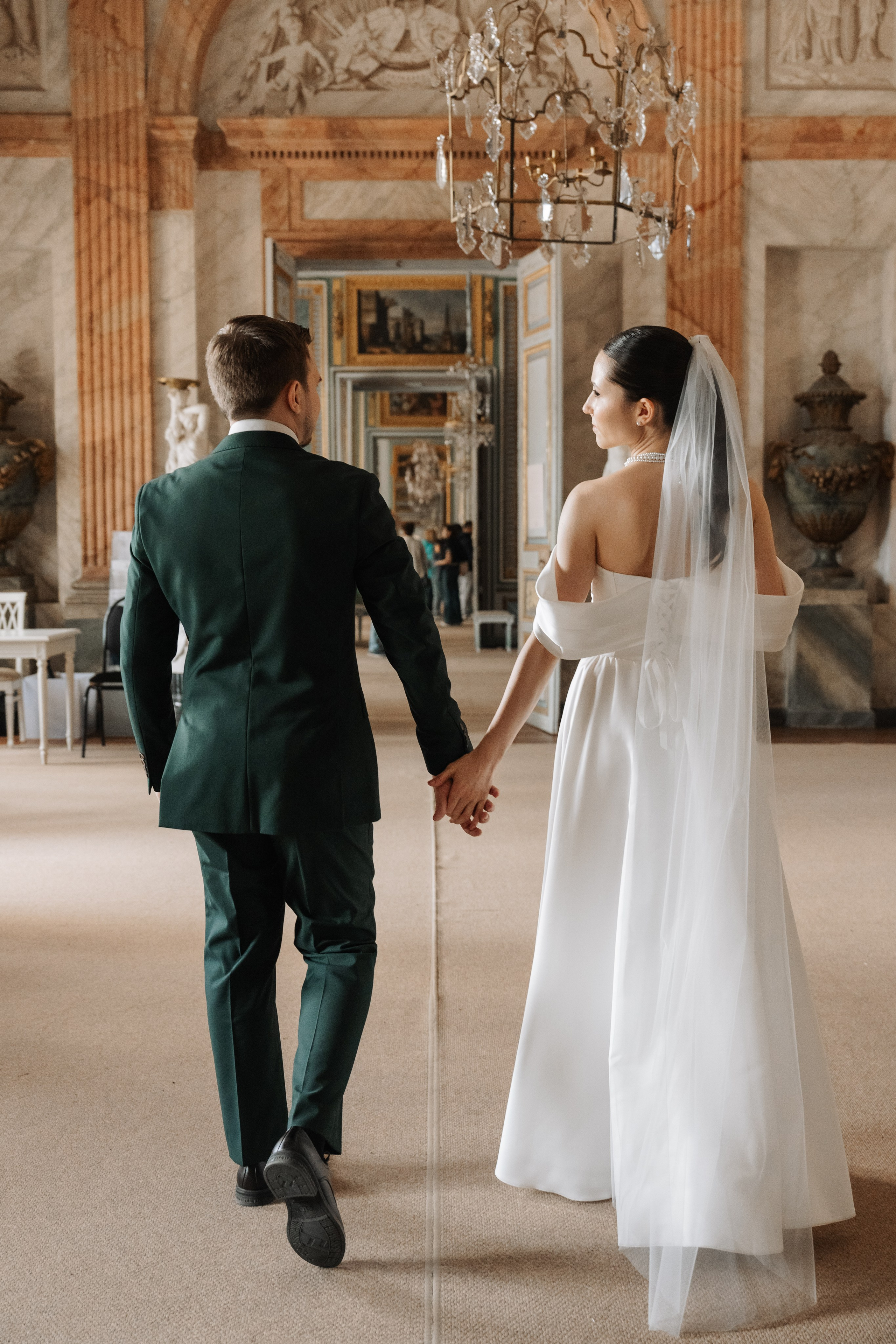 Влад и Илина в Кусково. Свадебный фотограф в Москве Анна Полушина