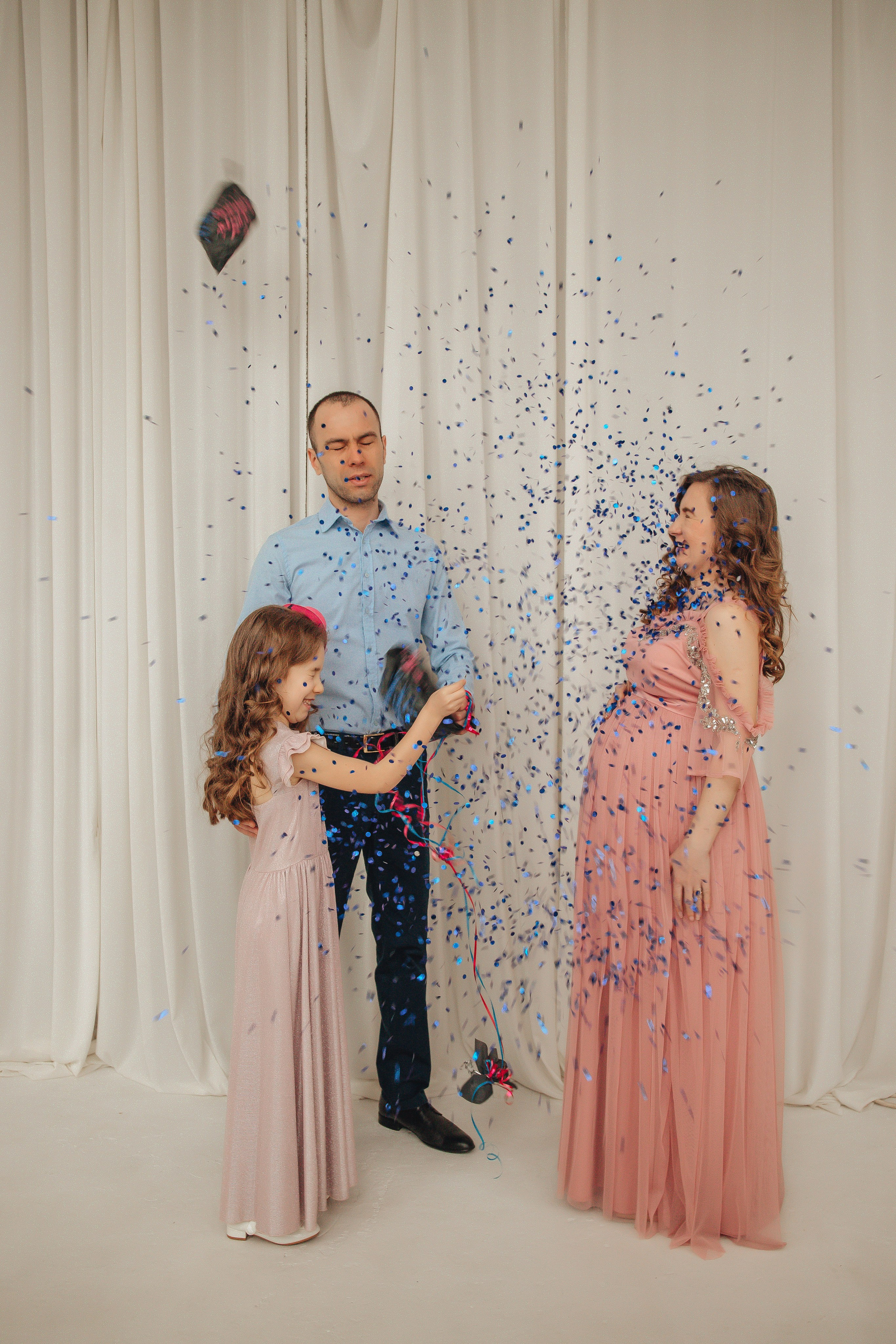 Мила ждет брата. Свадебный и семейный фотограф Пушкин Царское Село СПБ Питер Санкт-Петербург и Рязань Ольга Козлова