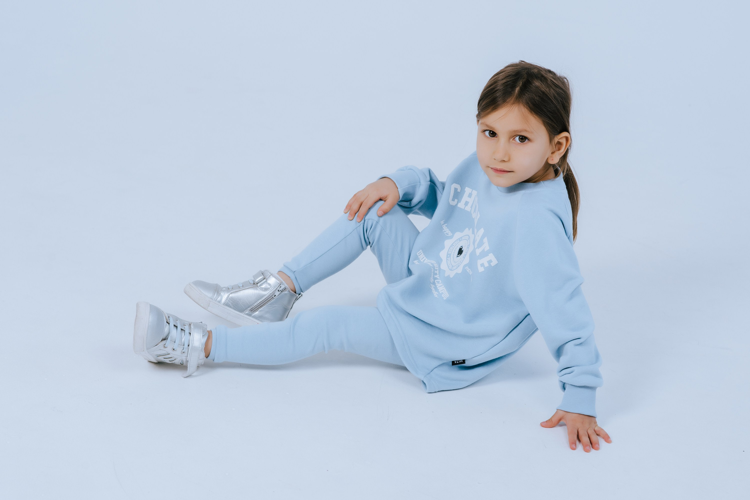 Магазин Полка. Фотограф Ярмишко Дарья. Выпускные фотокниги