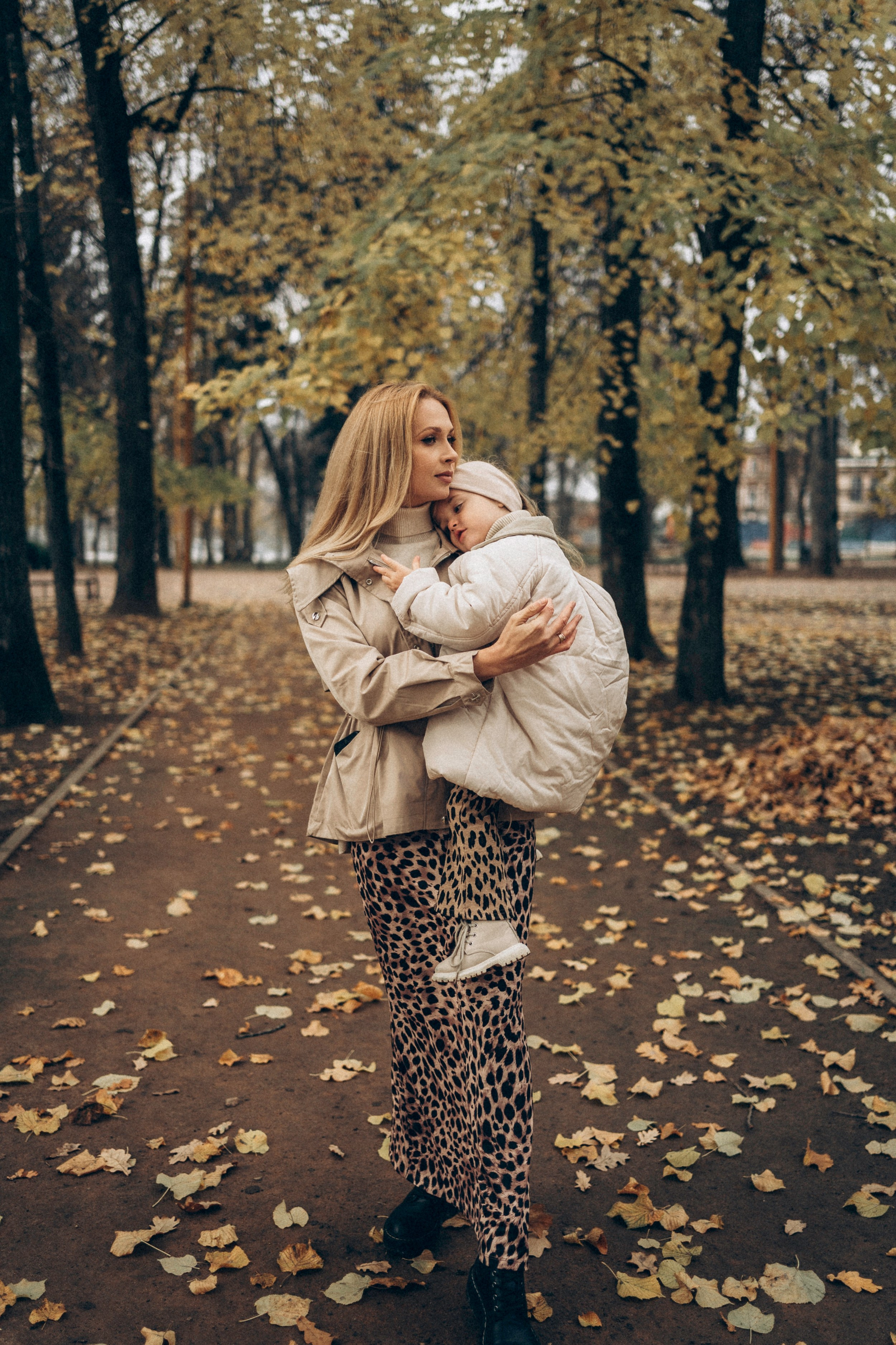 Осенняя история Ксюша, Лиза и Аня. Семейный фотограф в Калуге Ирина Алдохина