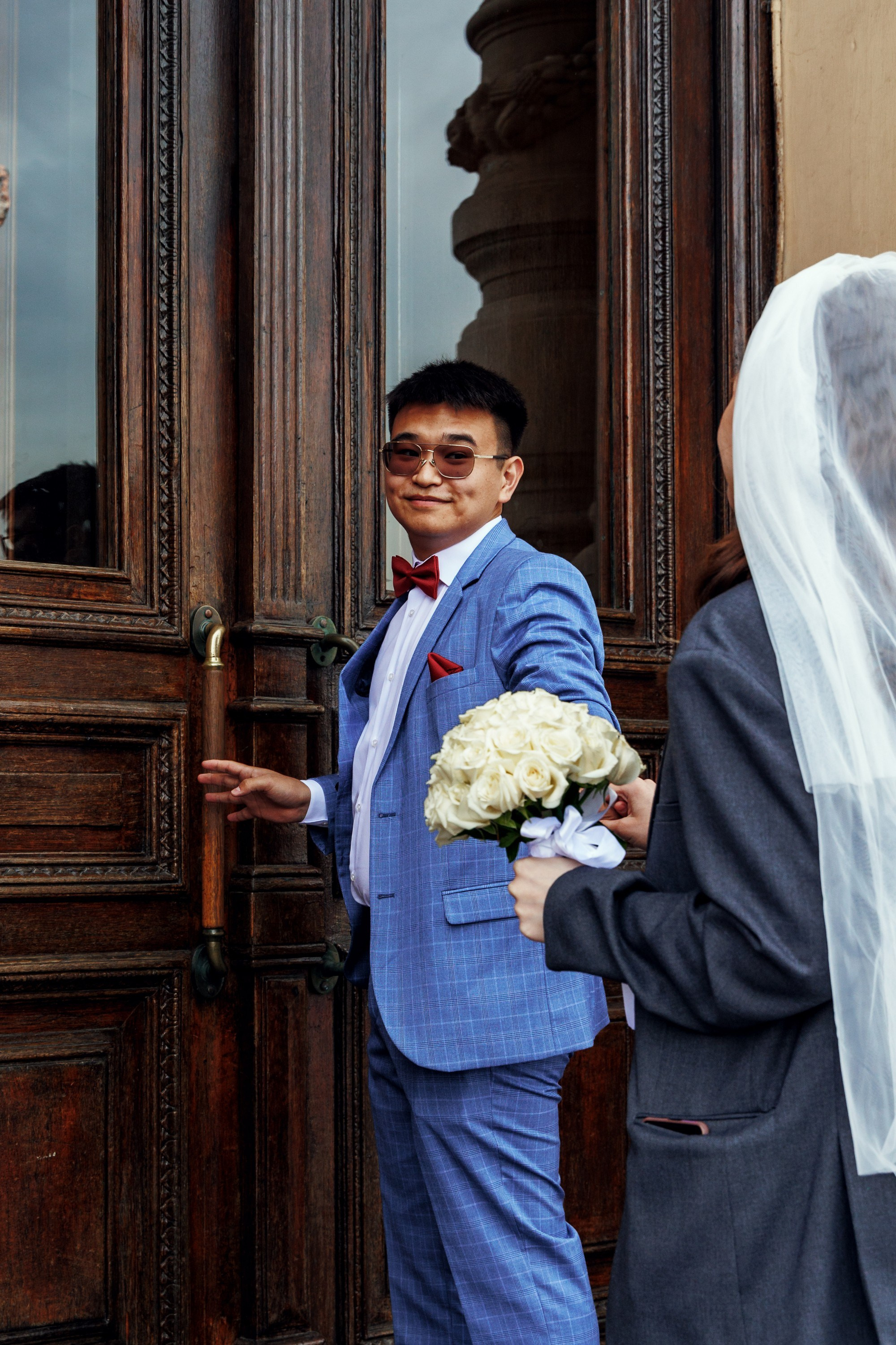 Чингис и Александра регистрация и небольшая прогулка. Свадебный и семейный фотограф в г. Волхов Алексей Кочерыжкин