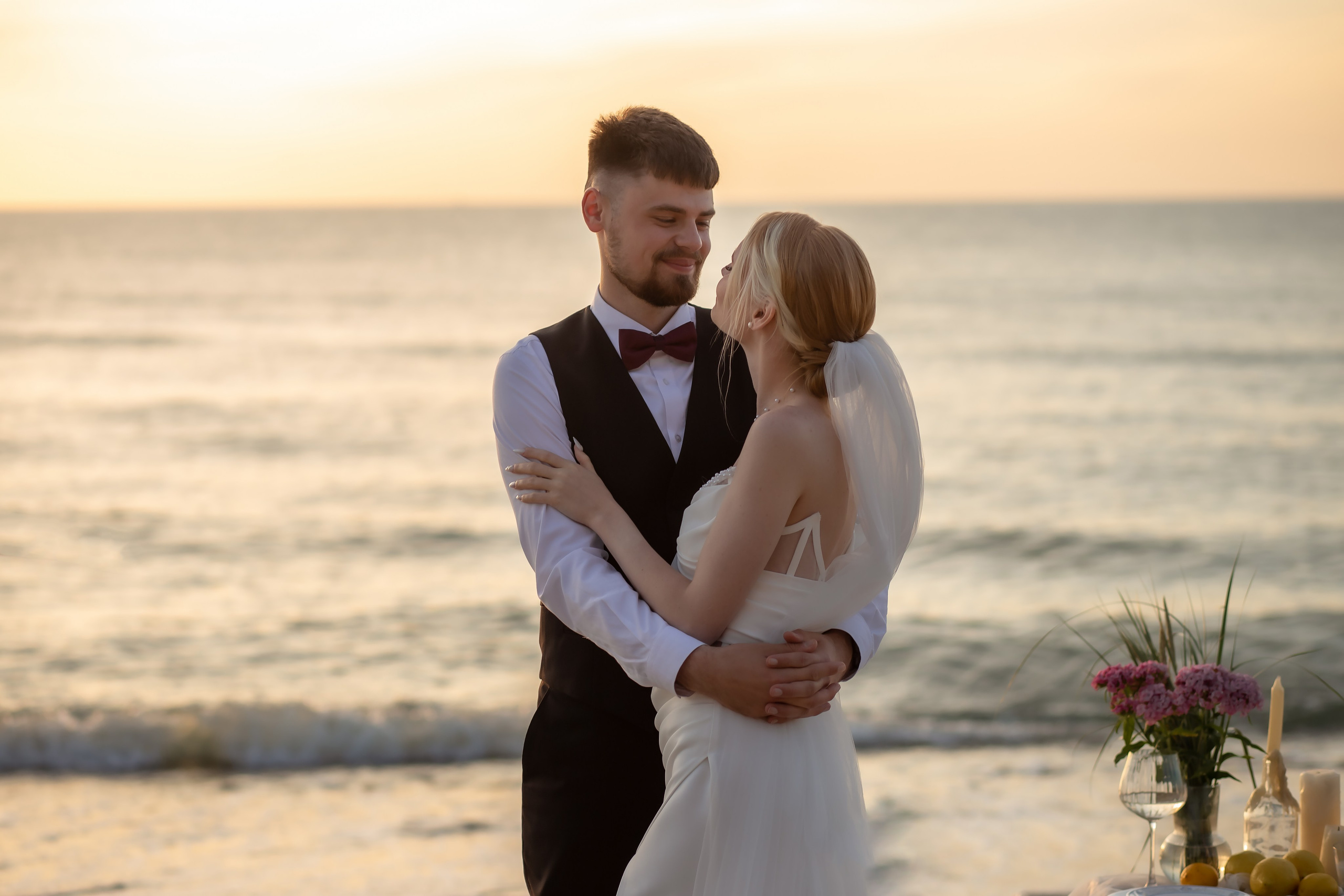 Александра и Влад. На закате. Фотограф в Калининграде Решетникова Алина