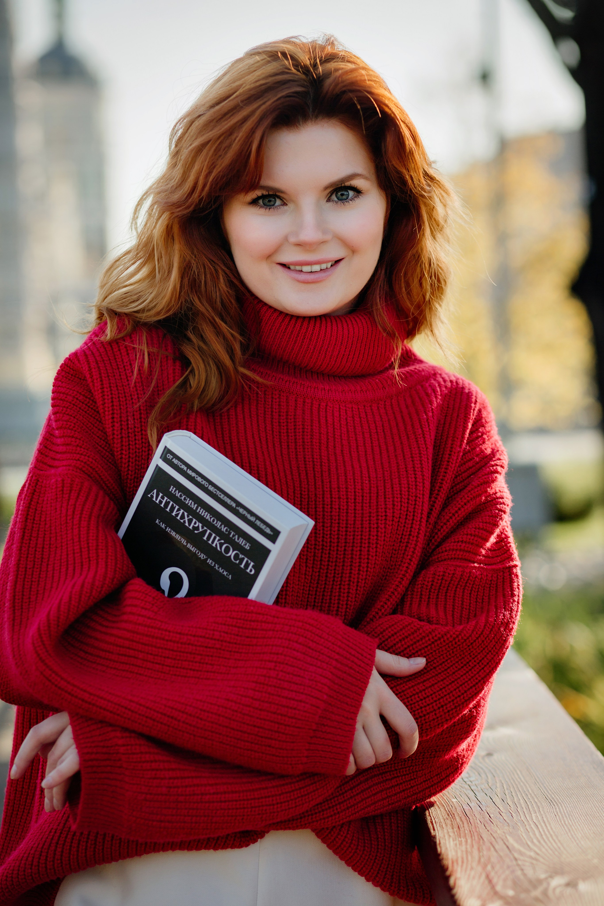 Прогулка по центру Москвы с Марией. Деловая и Бизнес съемка в  Москве Инесса Грушко