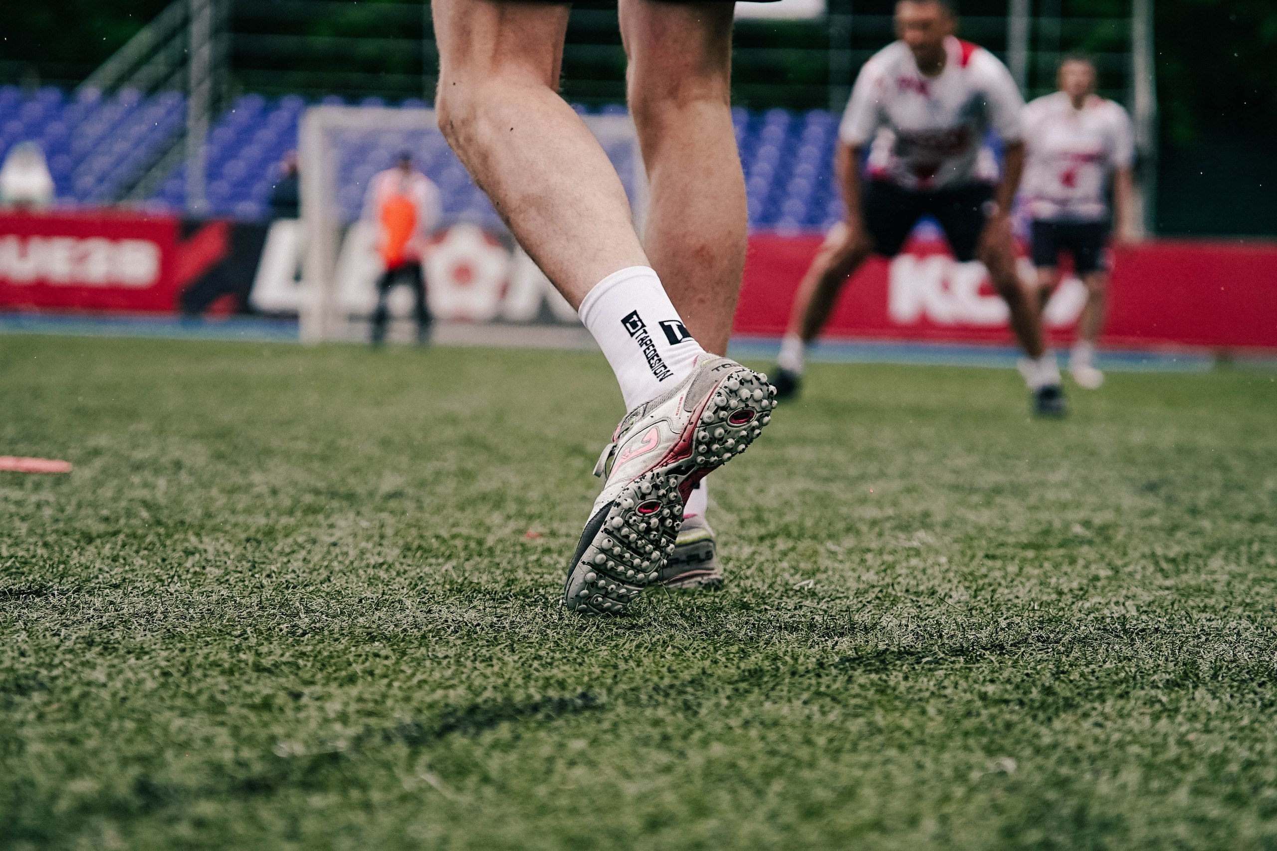 SPORT SHOOTS. Awes fram