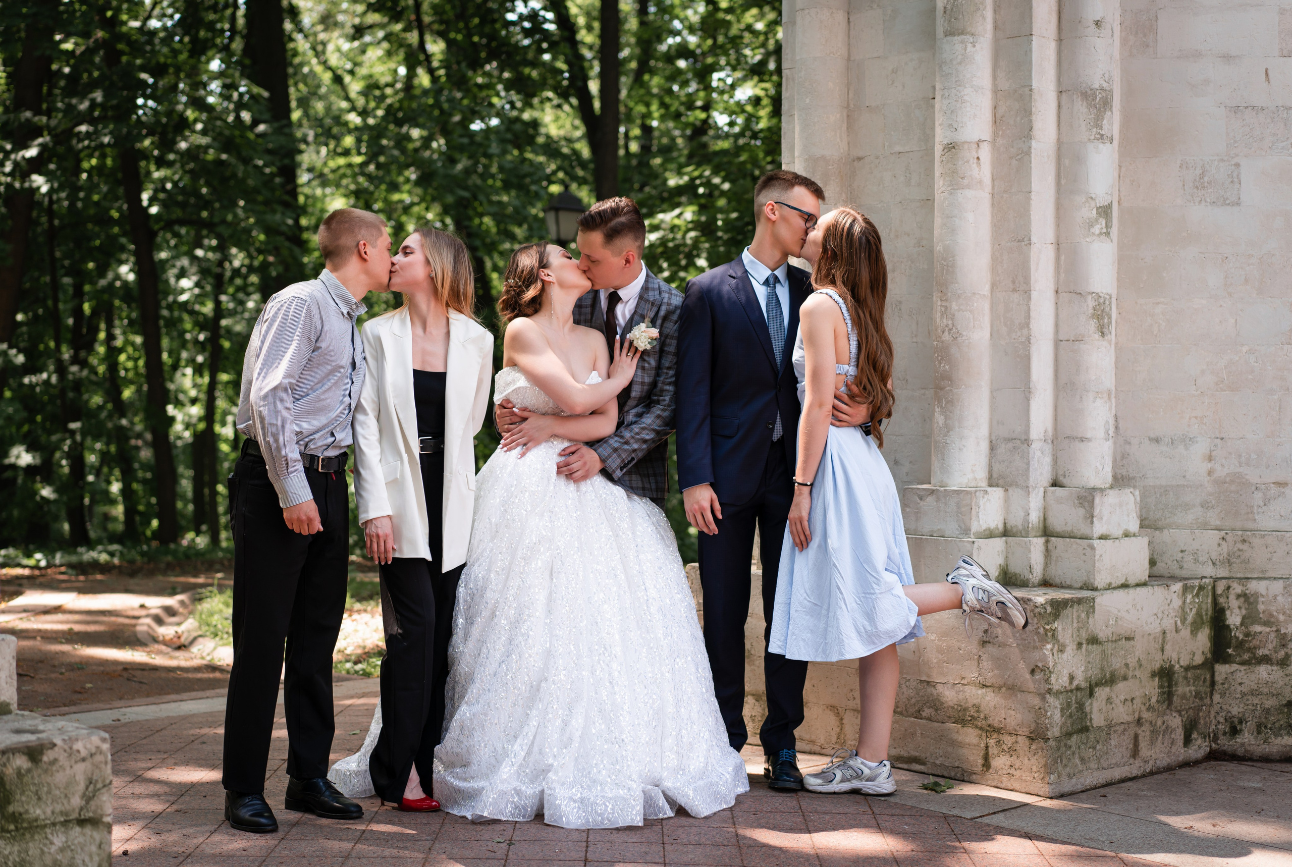 Свадебная фотосессия в Царицыно. Свадебный фотограф Вера Климова