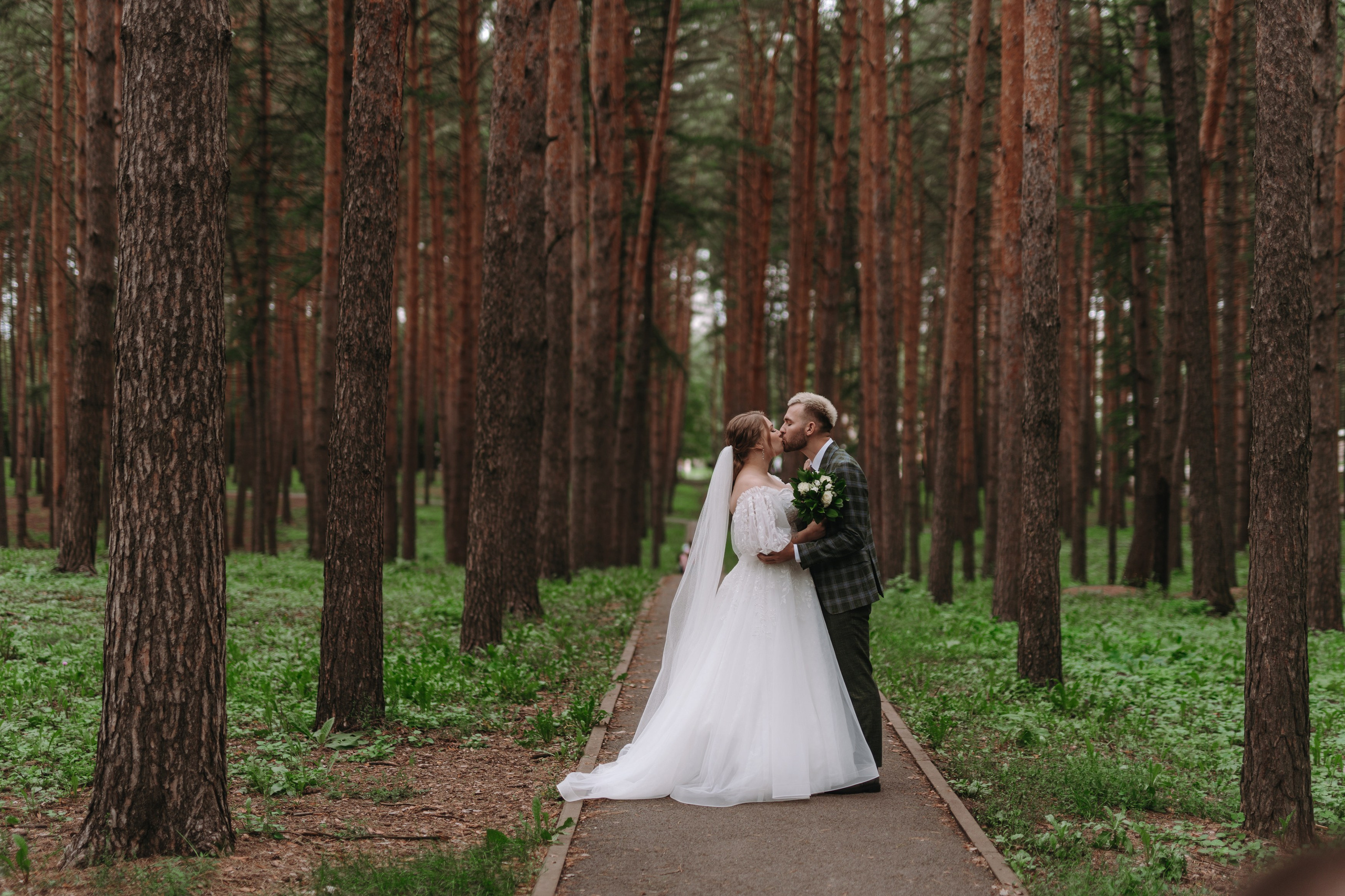 КАФЕ М5 / ХОТИМ ЕДИМ / БОГДАН НАСЫРОВ / ИЛЬНАР АХМАДУЛЛИН