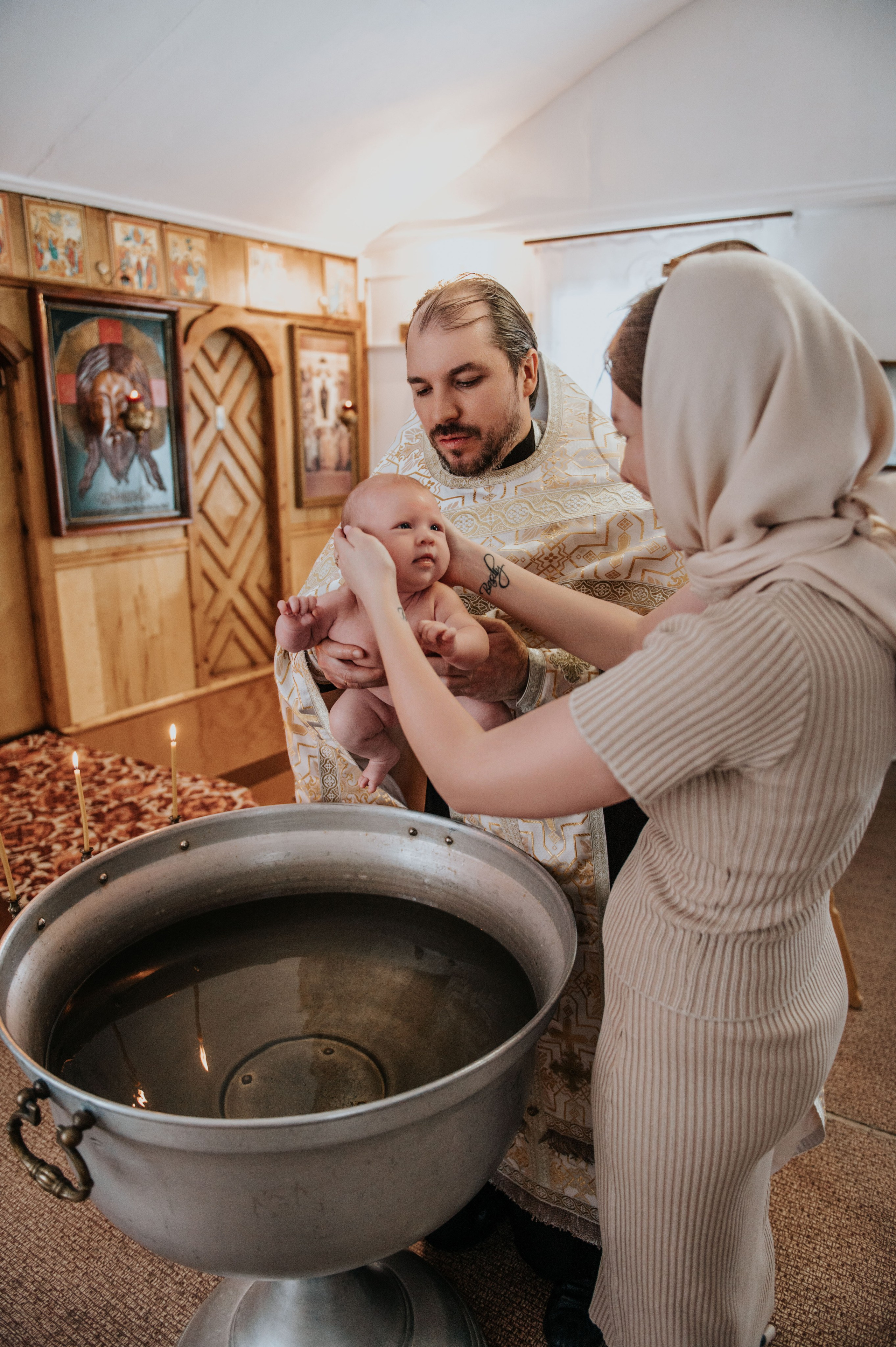 Таинство крещения Мирославы. Фотограф в Сургуте Светлана Гибадуллина