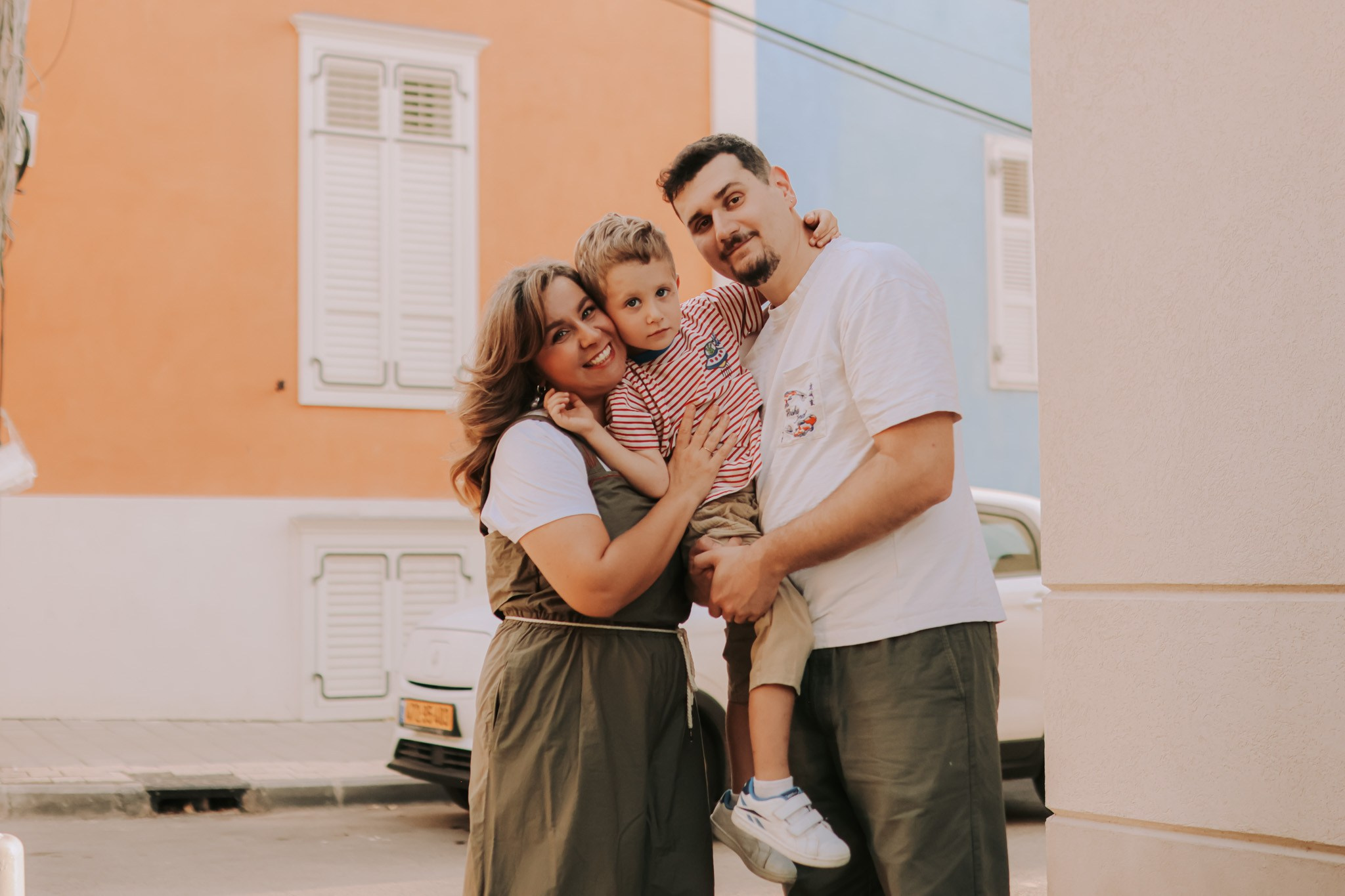 Nata, Misha and Mark, Tel Aviv | November 2025. Photographer in Israel Alice Milchin