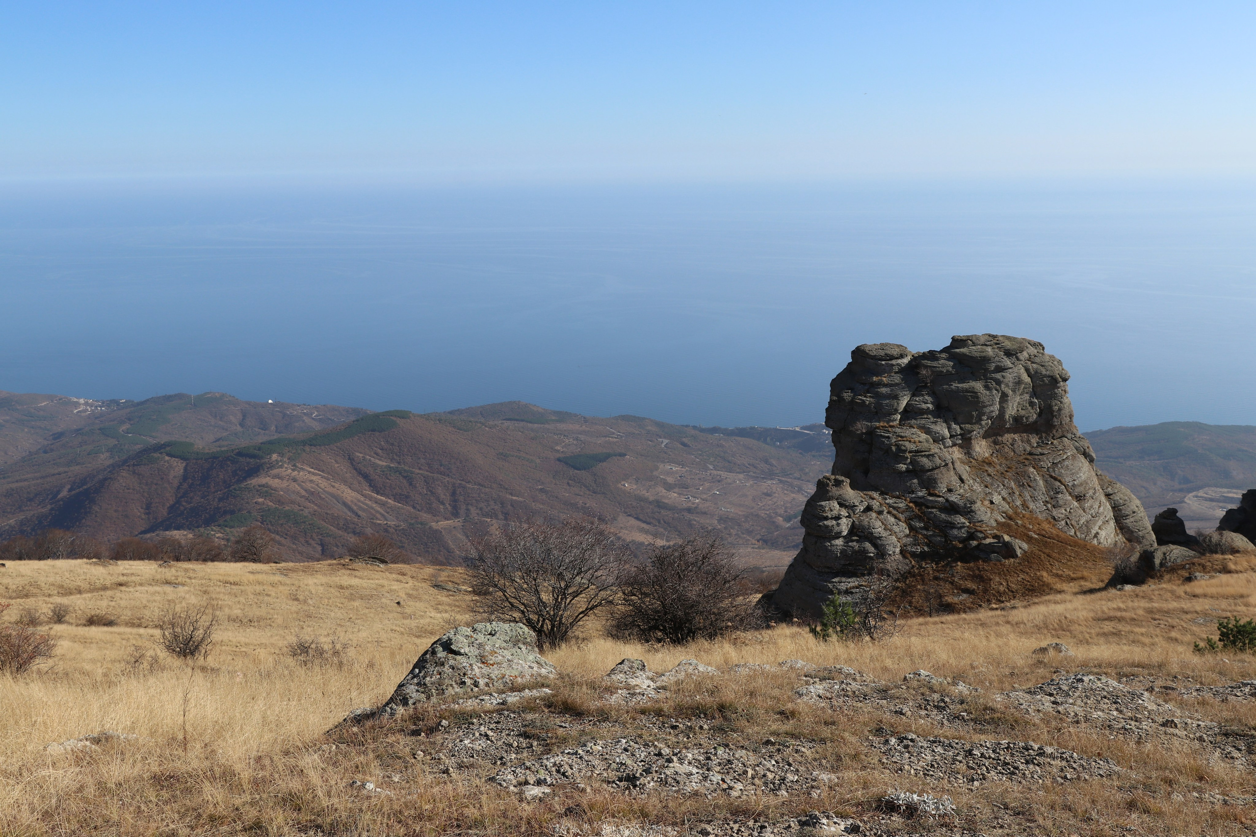 Крым. ЮБК (Гурзуф, Судак и их окрестности). Ноябрь 2023. Путешественник-фотограф из Санкт-Петербурга Татьяна Свистулина