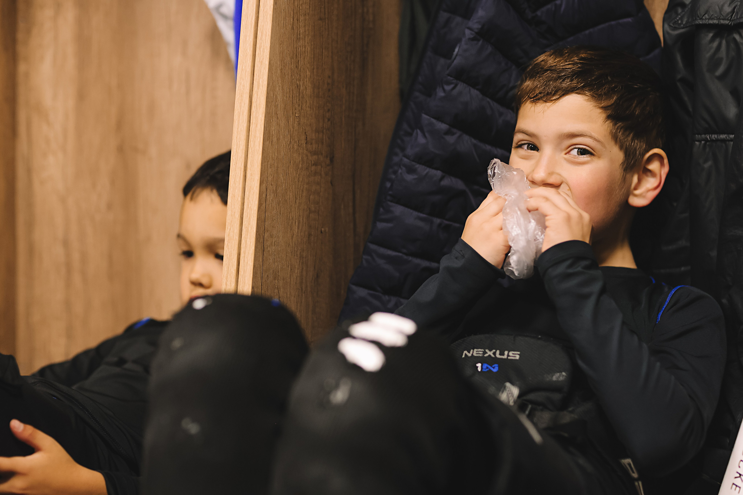 Хоккей тренировка. Семейный фотограф Тюмень, фотограф на роды Салмина Мария