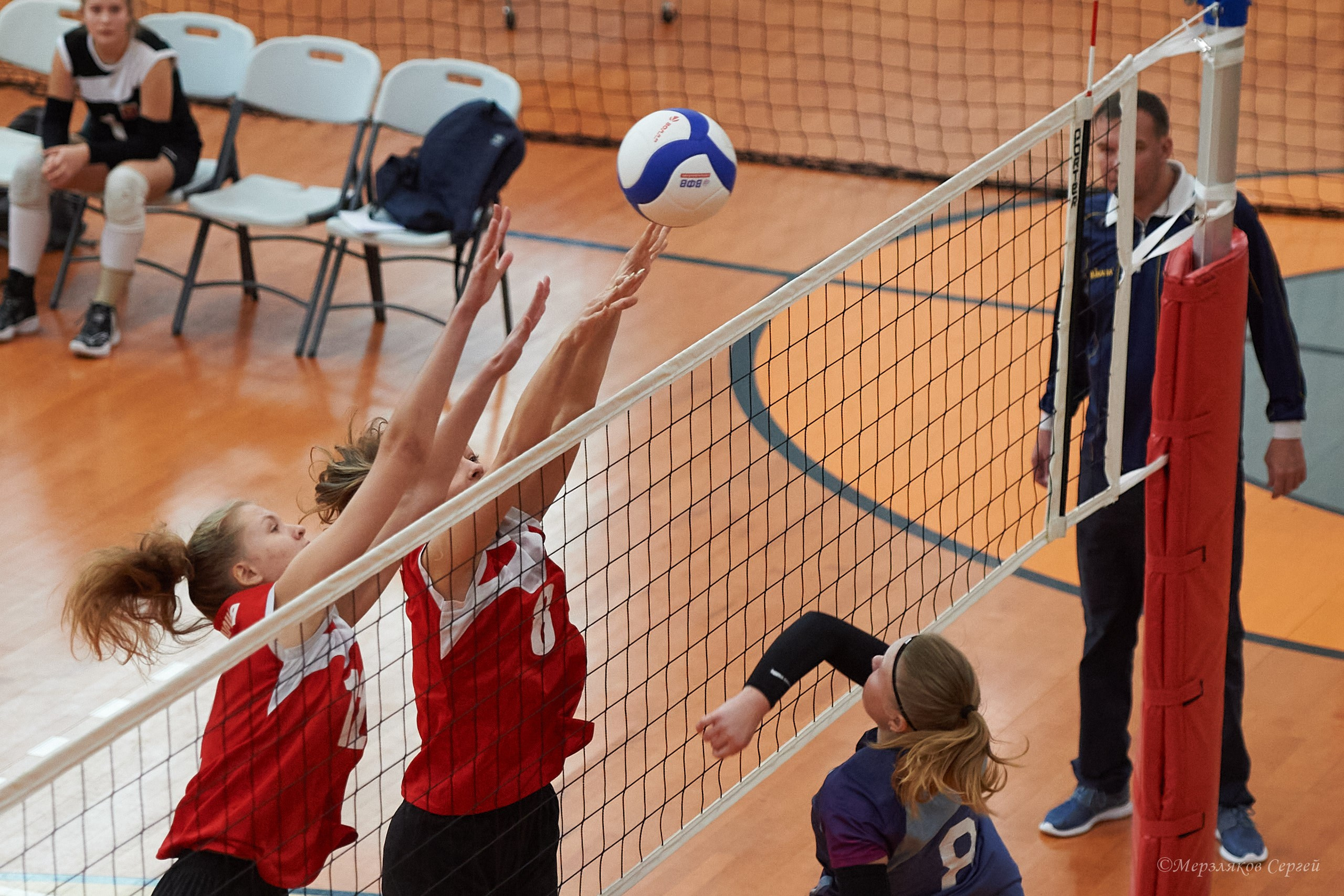 Локоволей — 2023 Ижевск ноябрь 2023. Спортивный репортажный фотограф в Ижевске Сергей Мерзляков